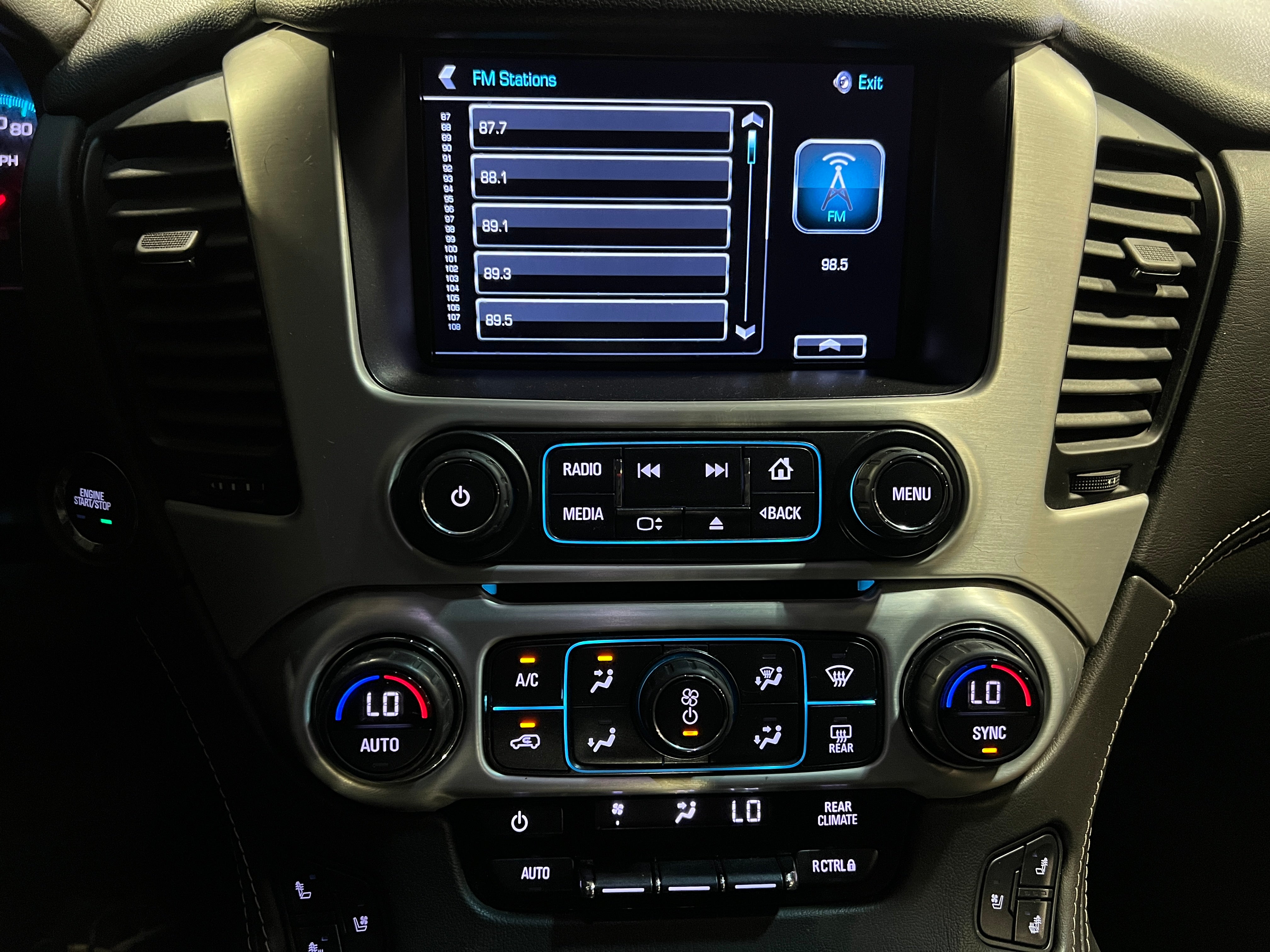 2019 GMC Yukon XL SLT 3