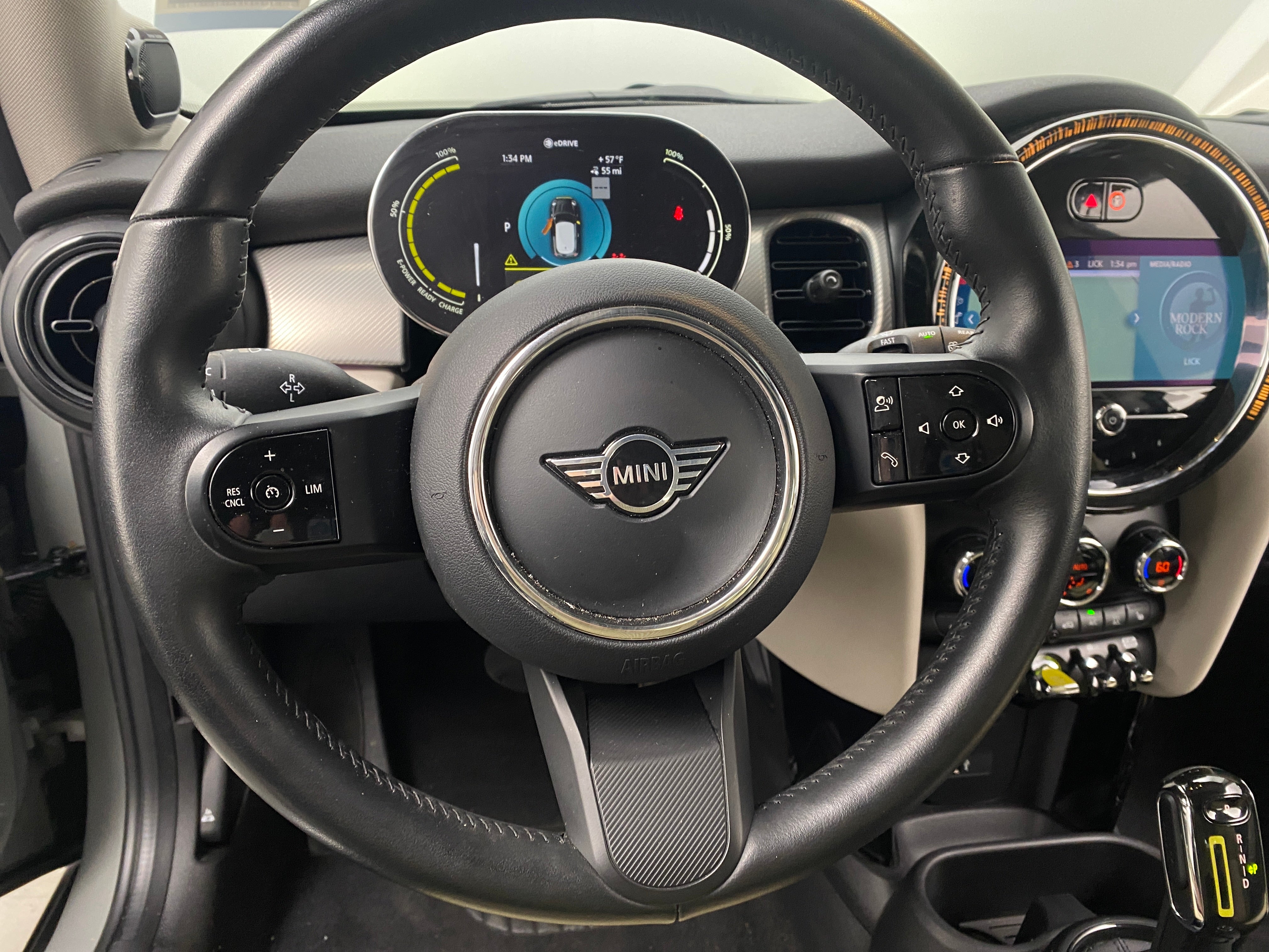 2023 MINI Cooper Hardtop SE 4