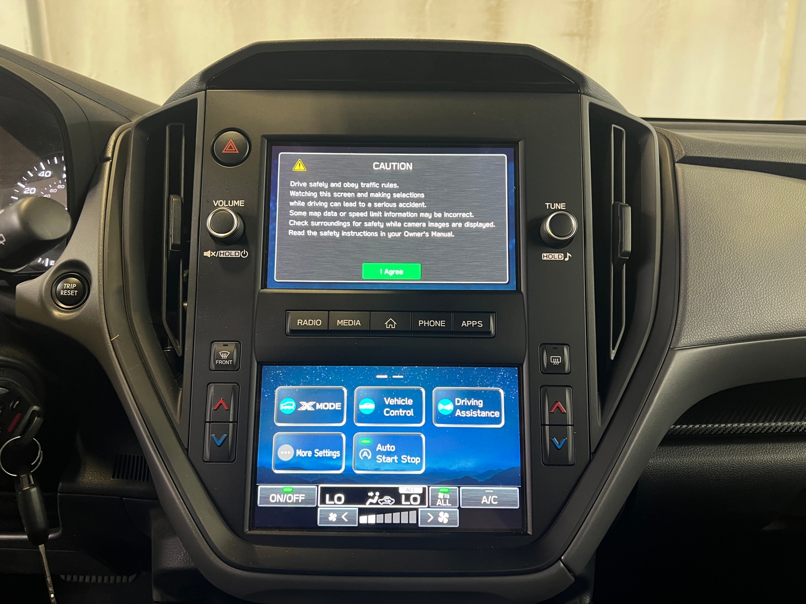 Thumbnail: 2024 Subaru Crosstrek - 4