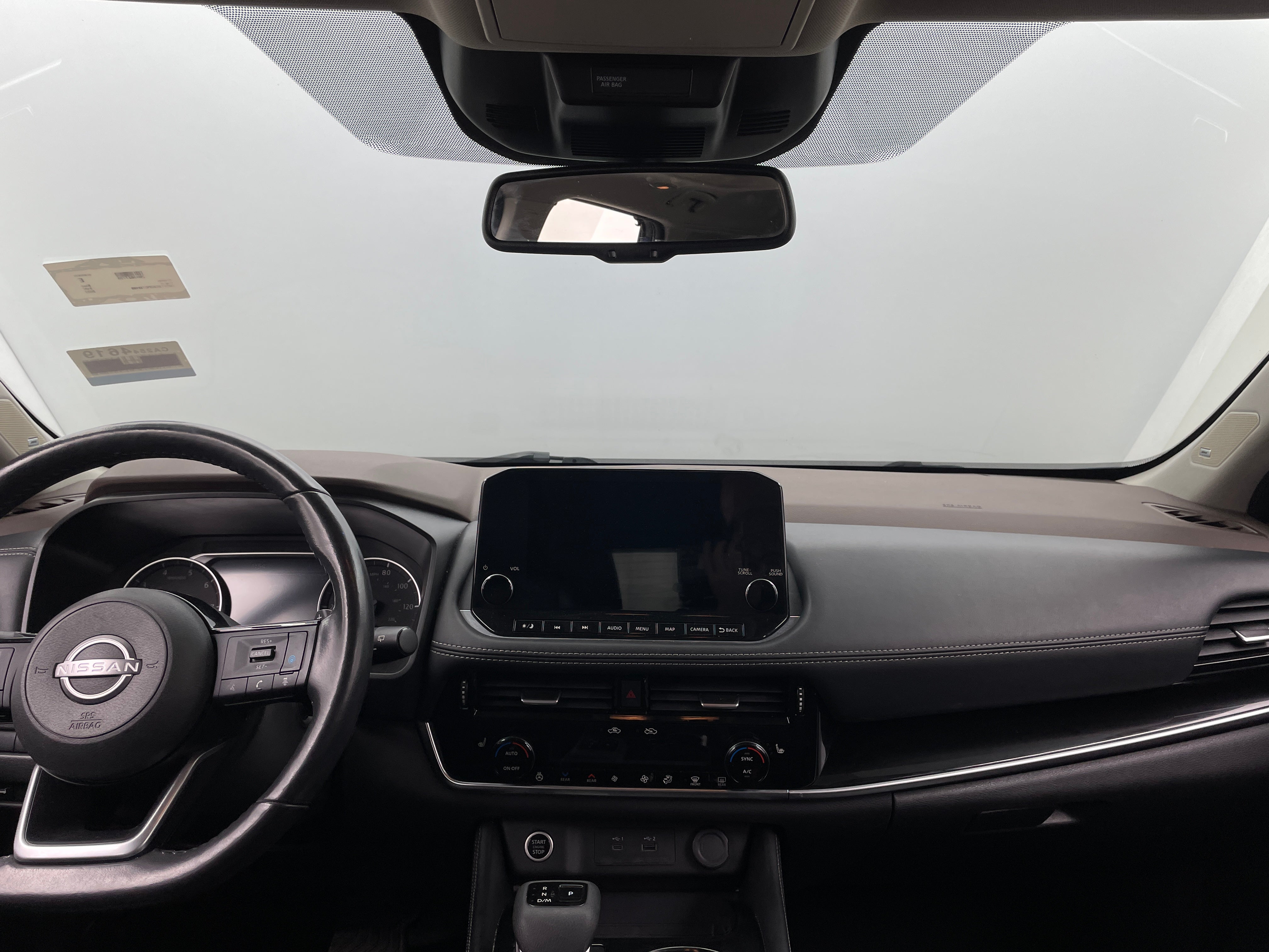 2023 Nissan Rogue SL 3