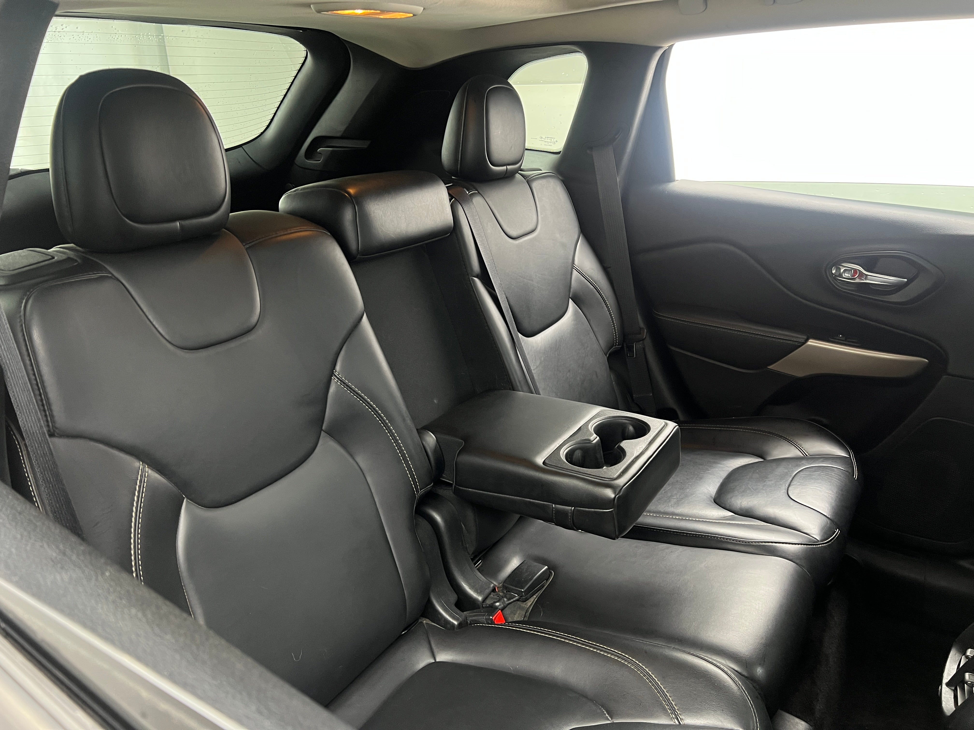 2017 Jeep Cherokee High Altitude 5