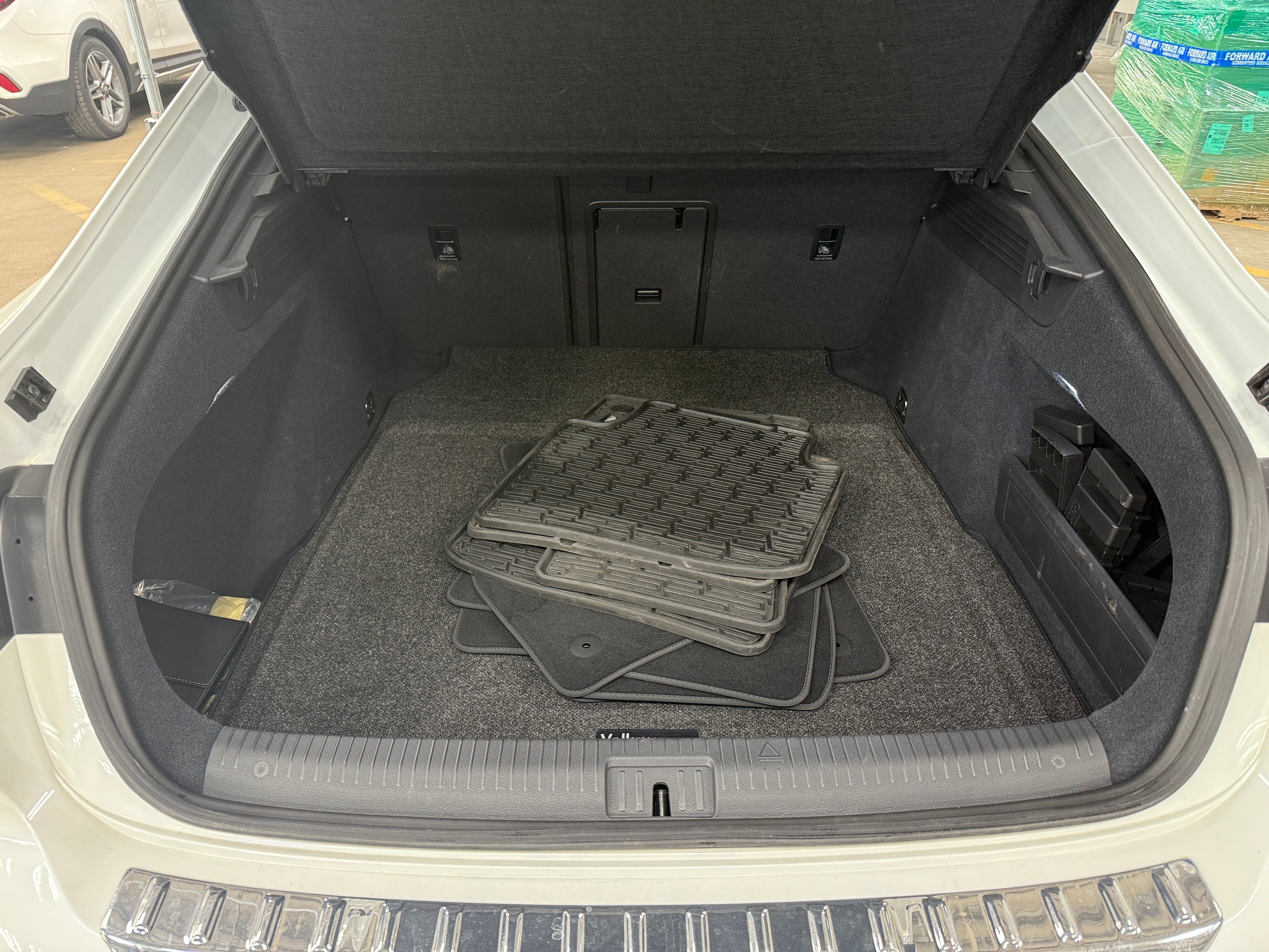 2023 Volkswagen Arteon SEL Premium R-Line 6