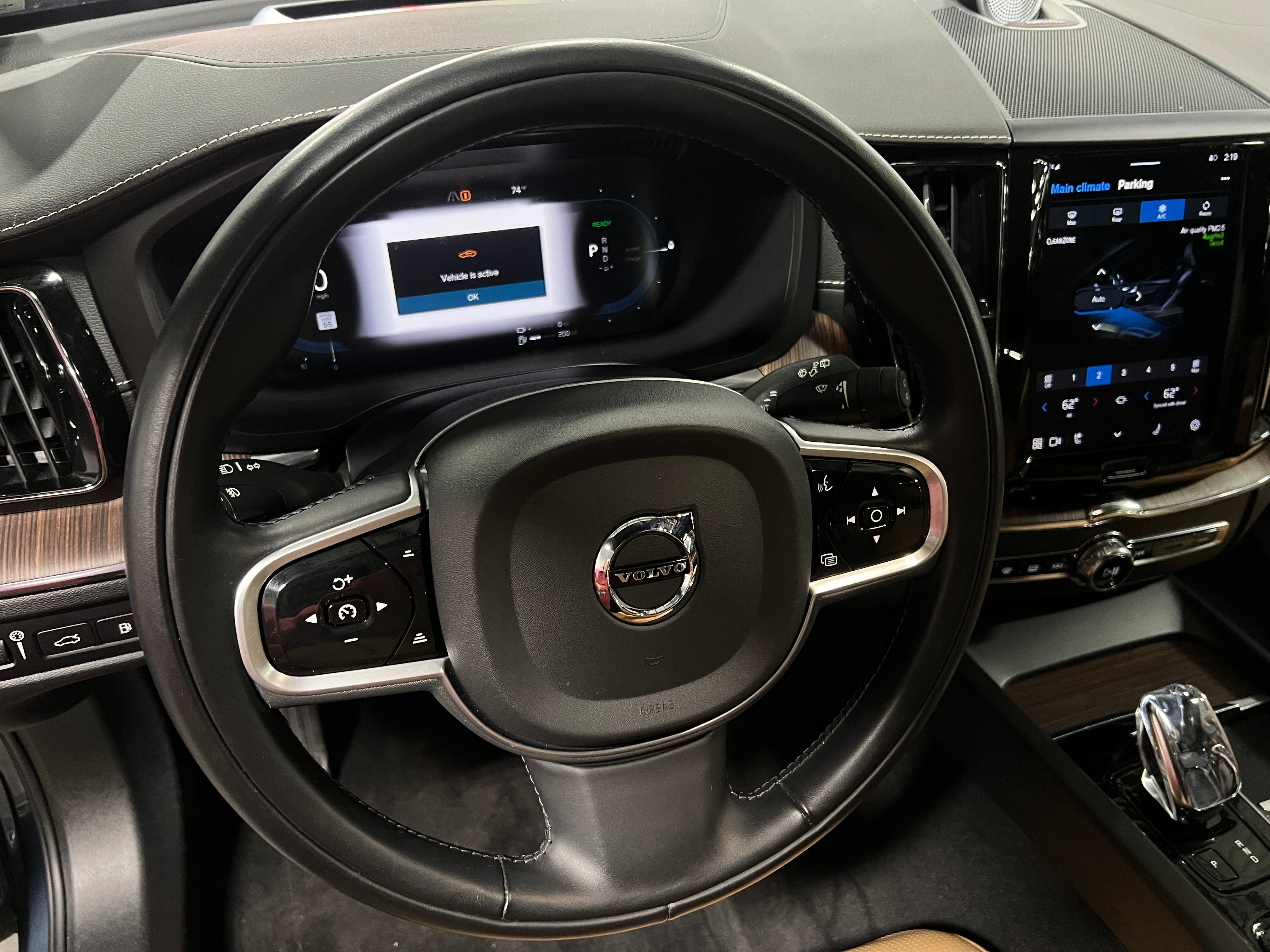 2022 Volvo XC60 Recharge Core 4