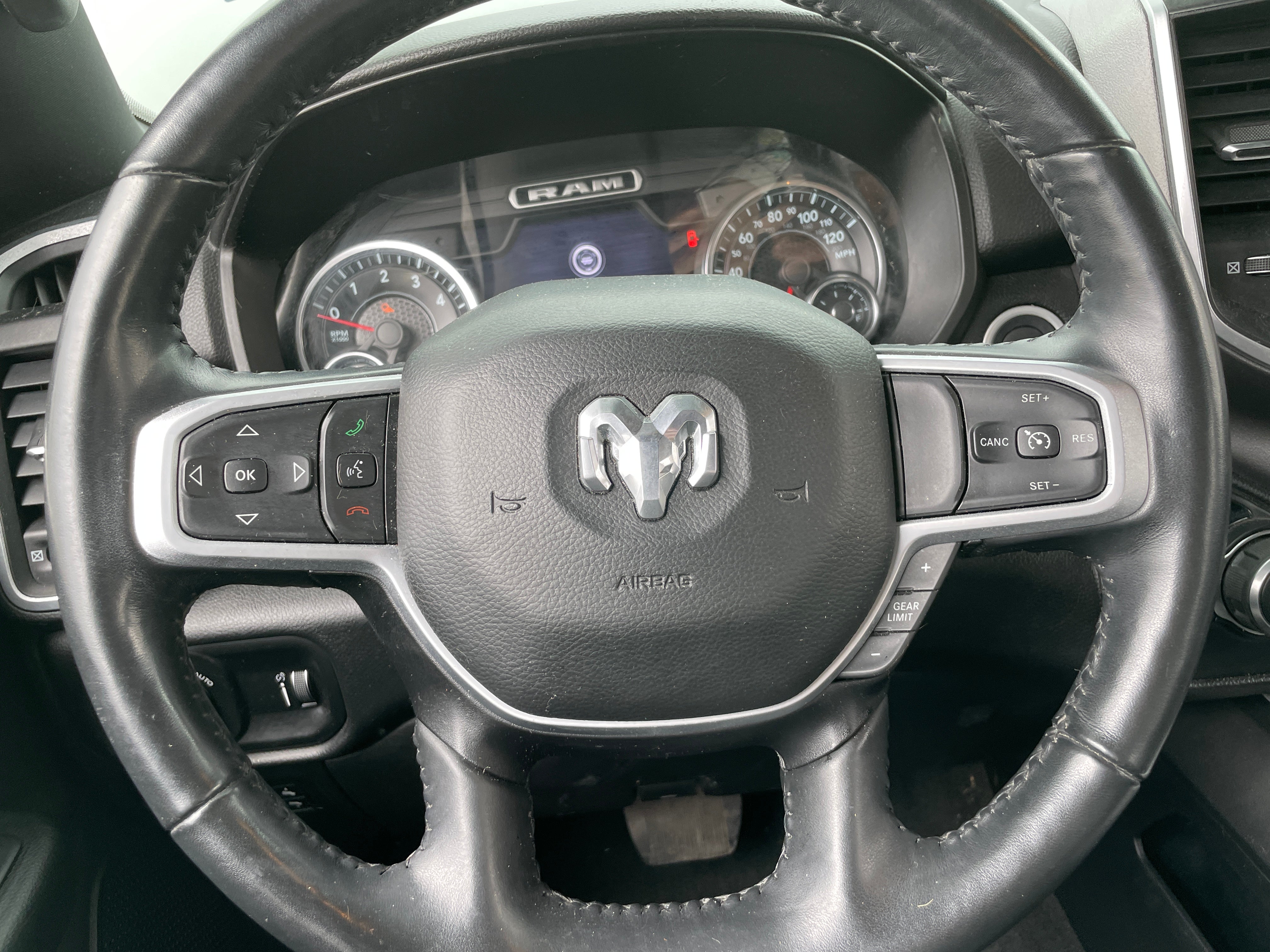 2020 RAM 1500 Big Horn 5