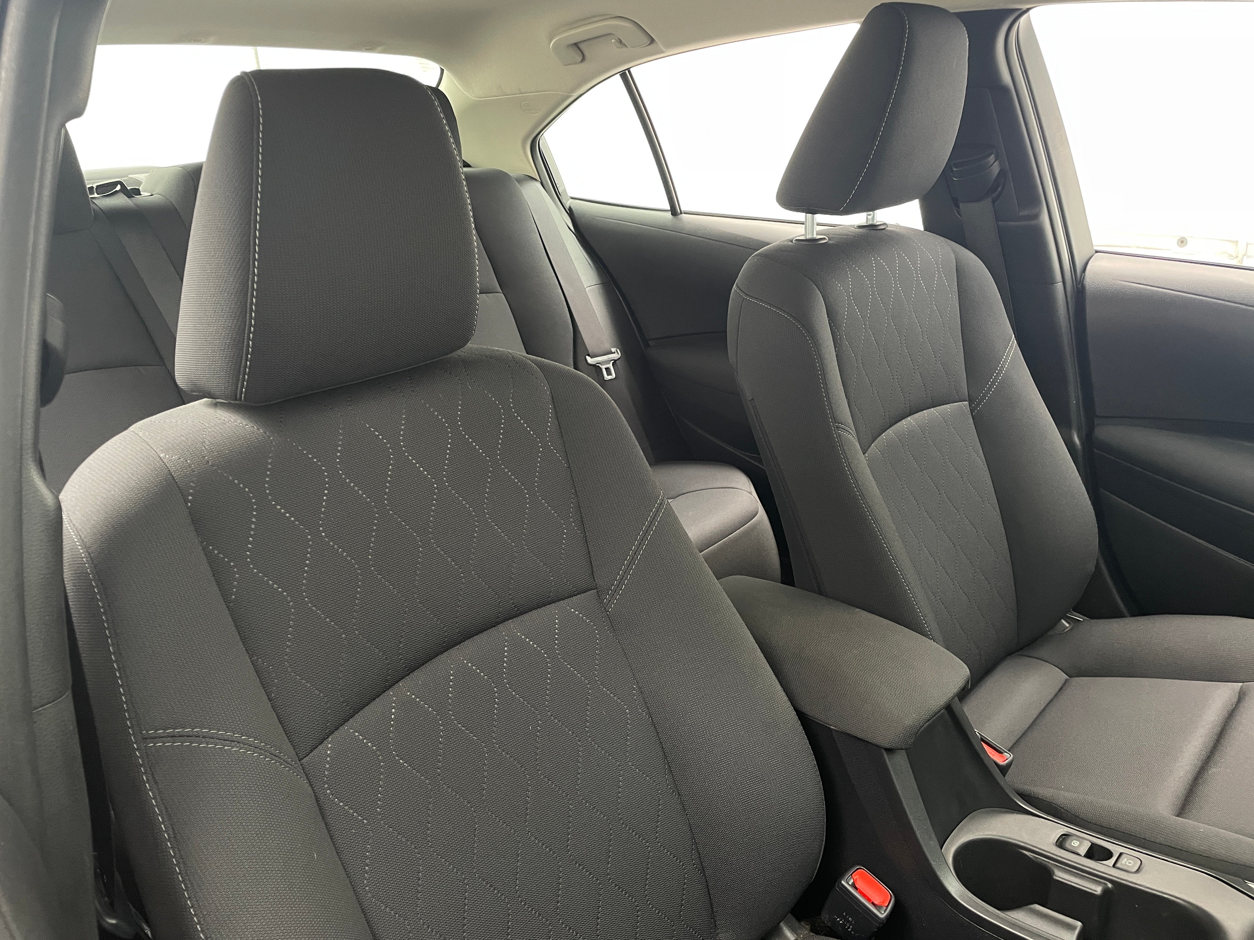 2024 Toyota Corolla LE 2