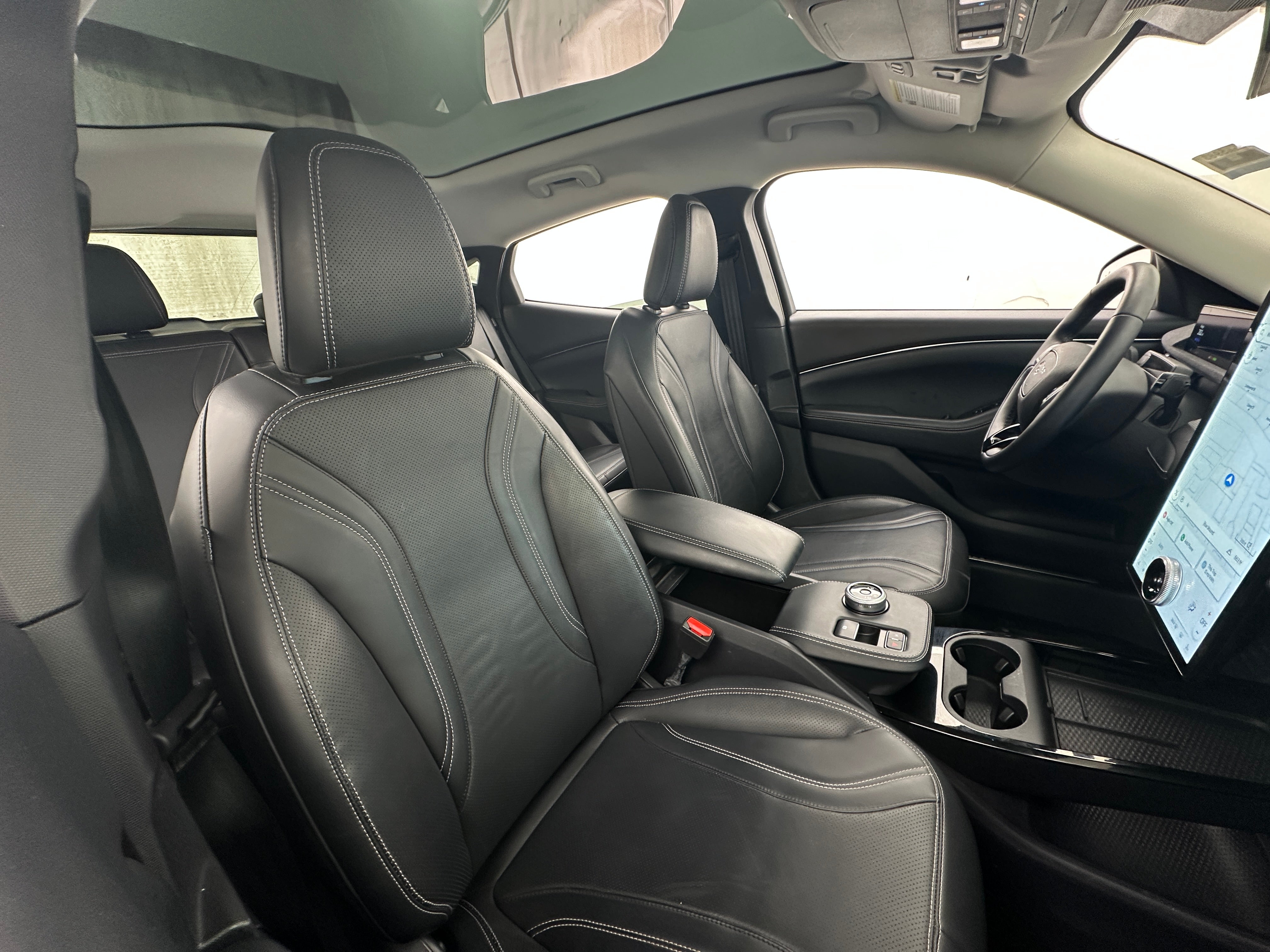 2022 Ford Mustang Mach-E Premium 2