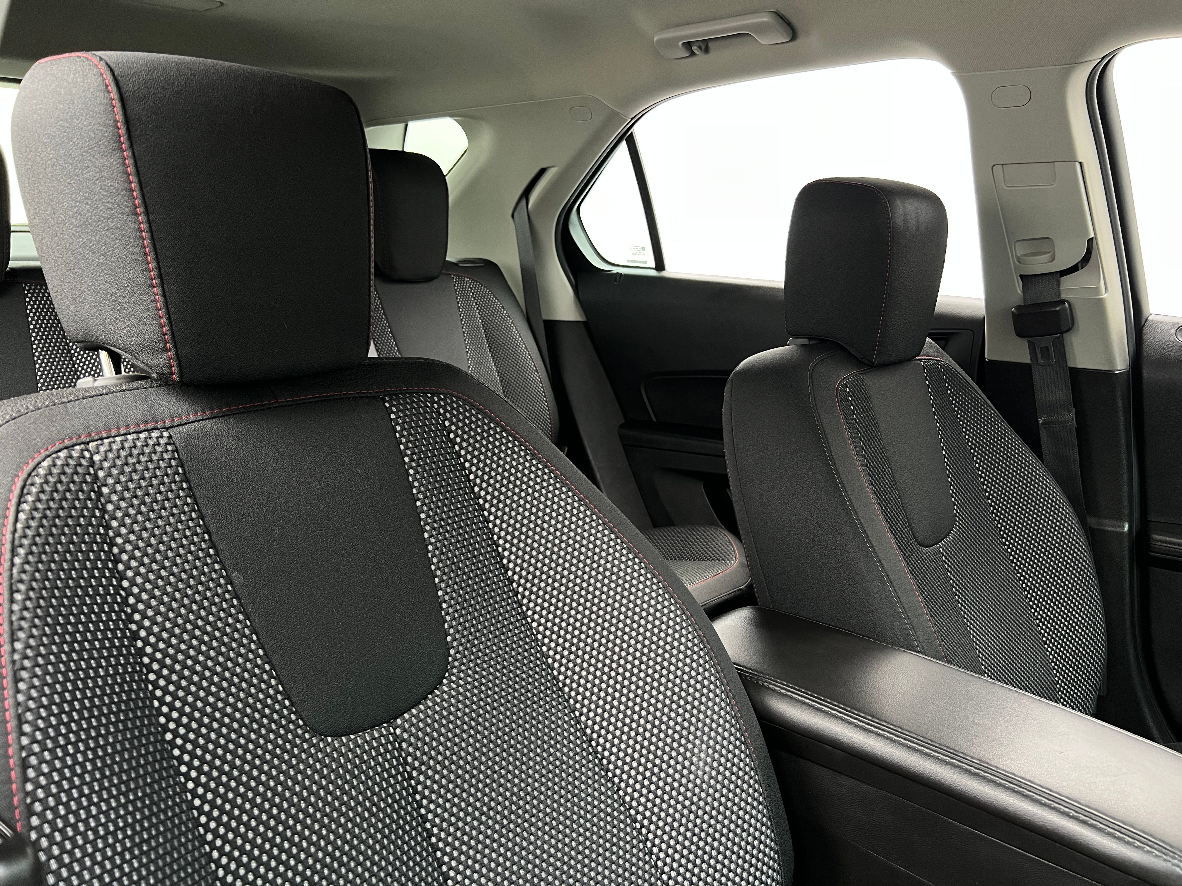 2017 Chevrolet Equinox LS 2