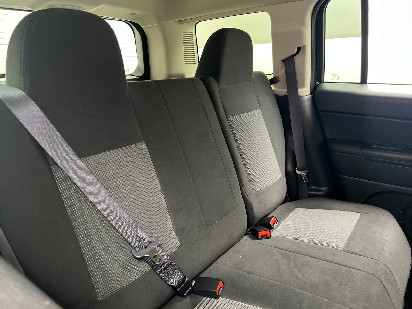 Thumbnail: 2017 Jeep Patriot - 6