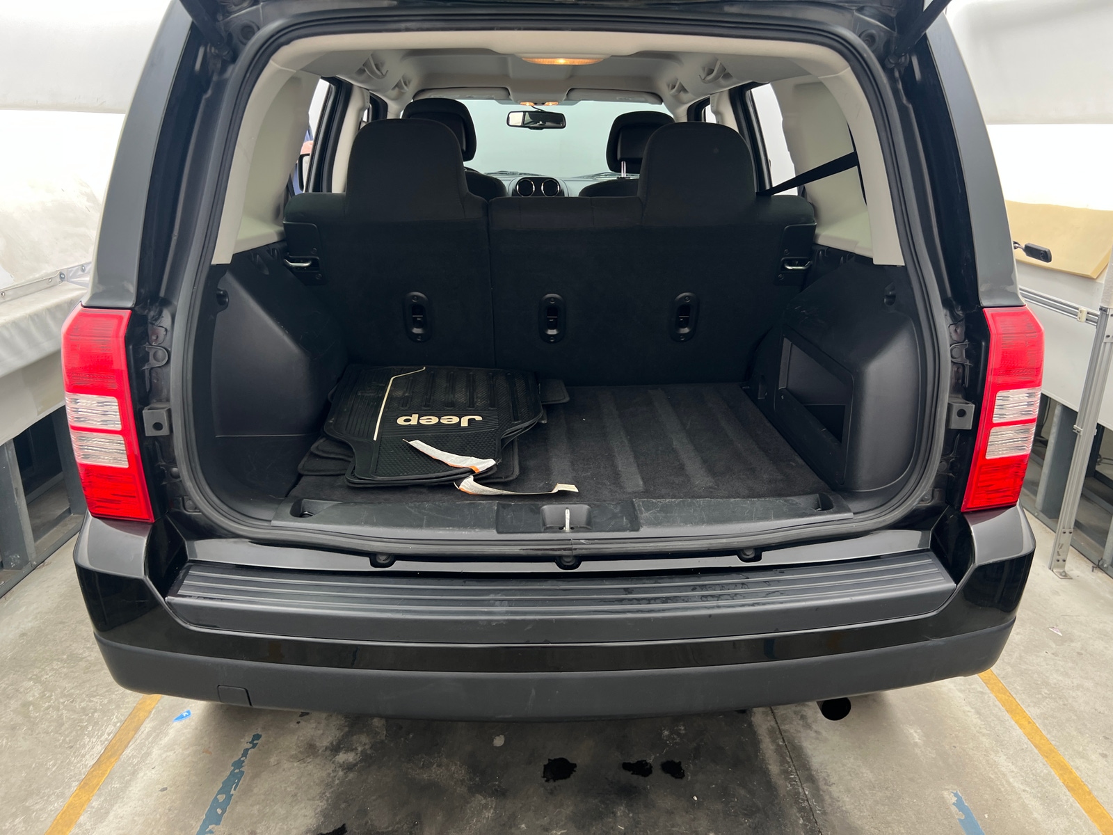 Thumbnail: 2017 Jeep Patriot - 7