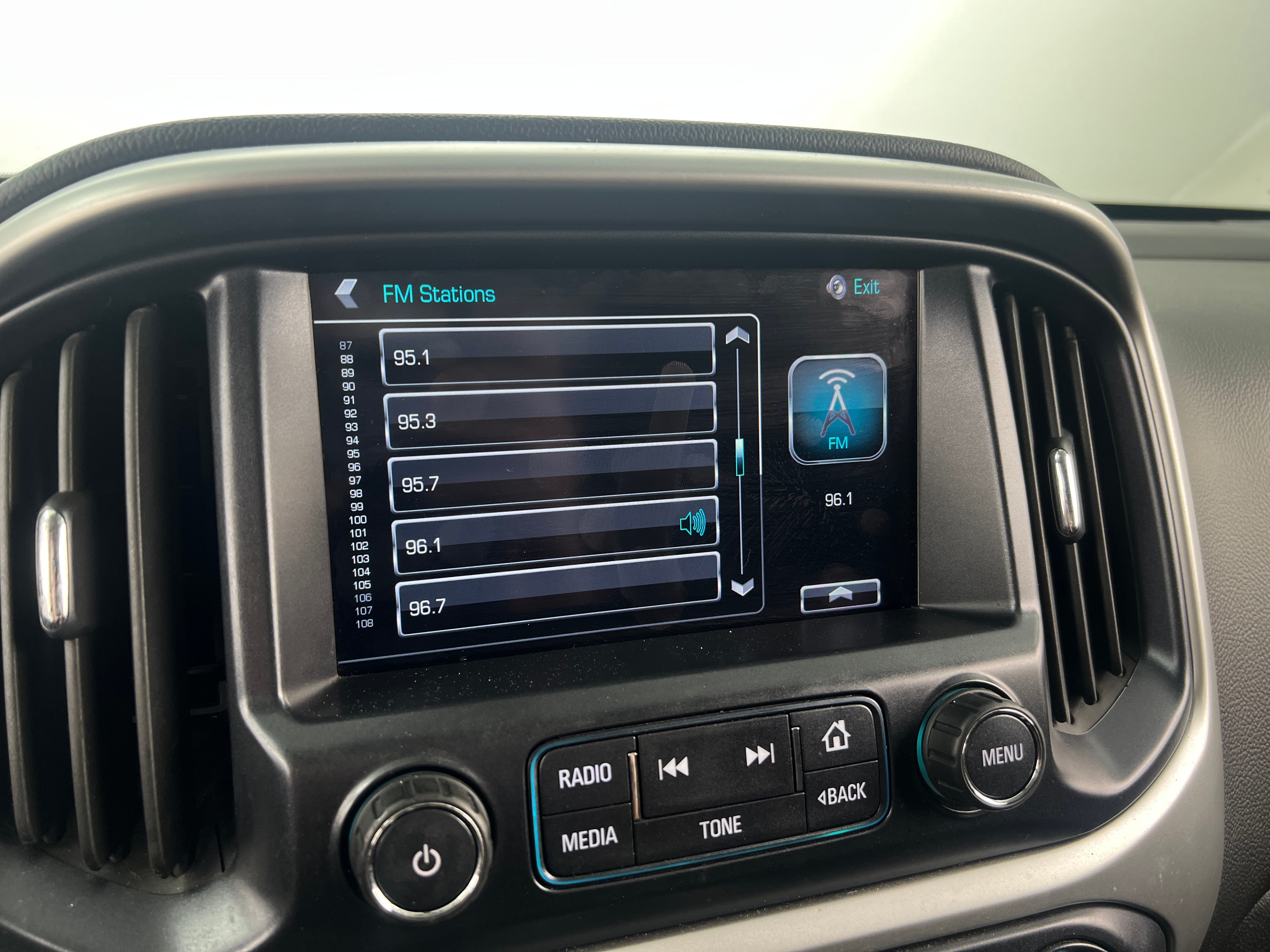 2016 Chevrolet Colorado LT 4