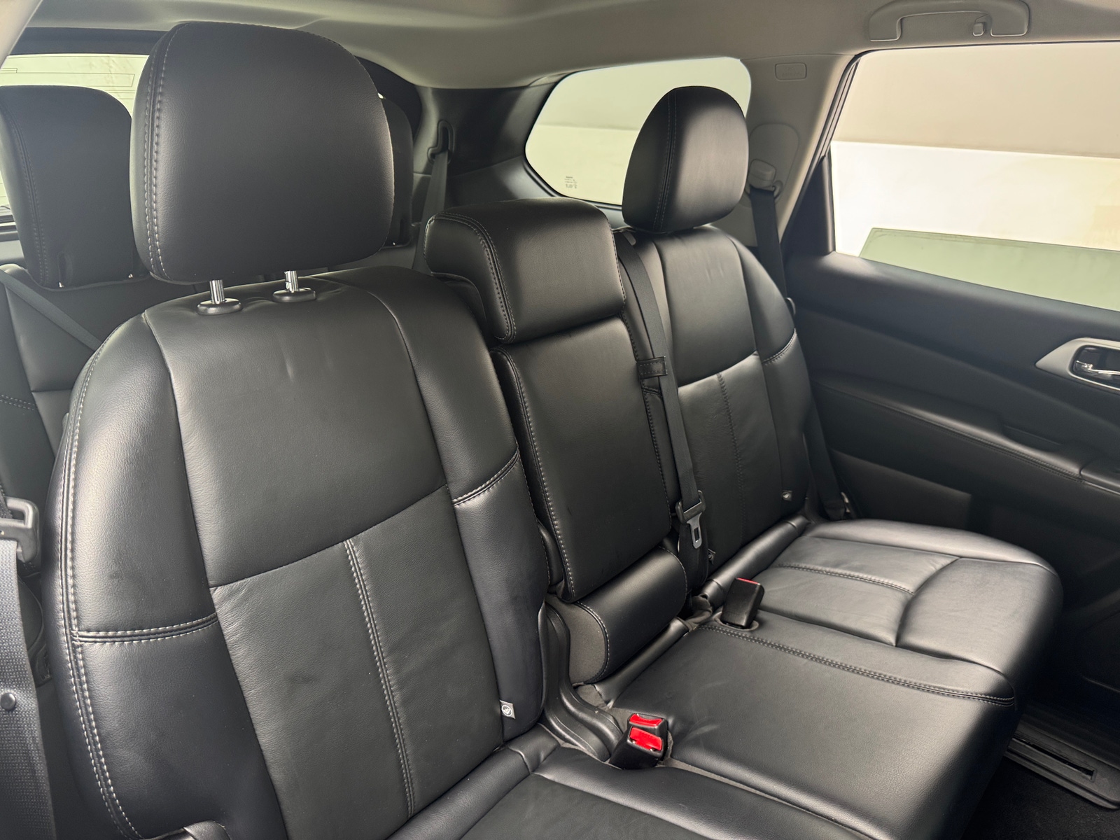 Thumbnail: 2017 Nissan Pathfinder - 5