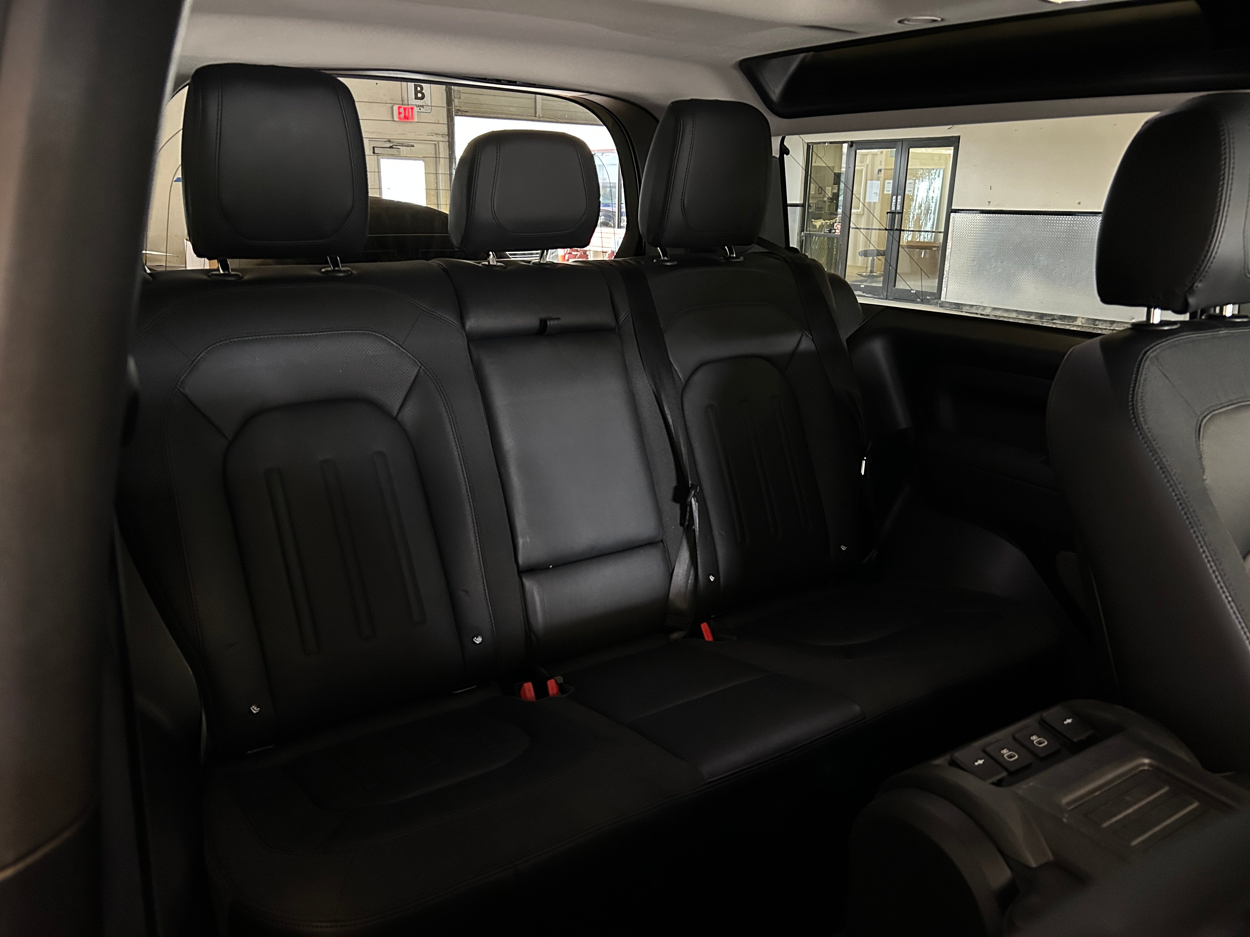 2021 Land Rover Defender First Edition 5