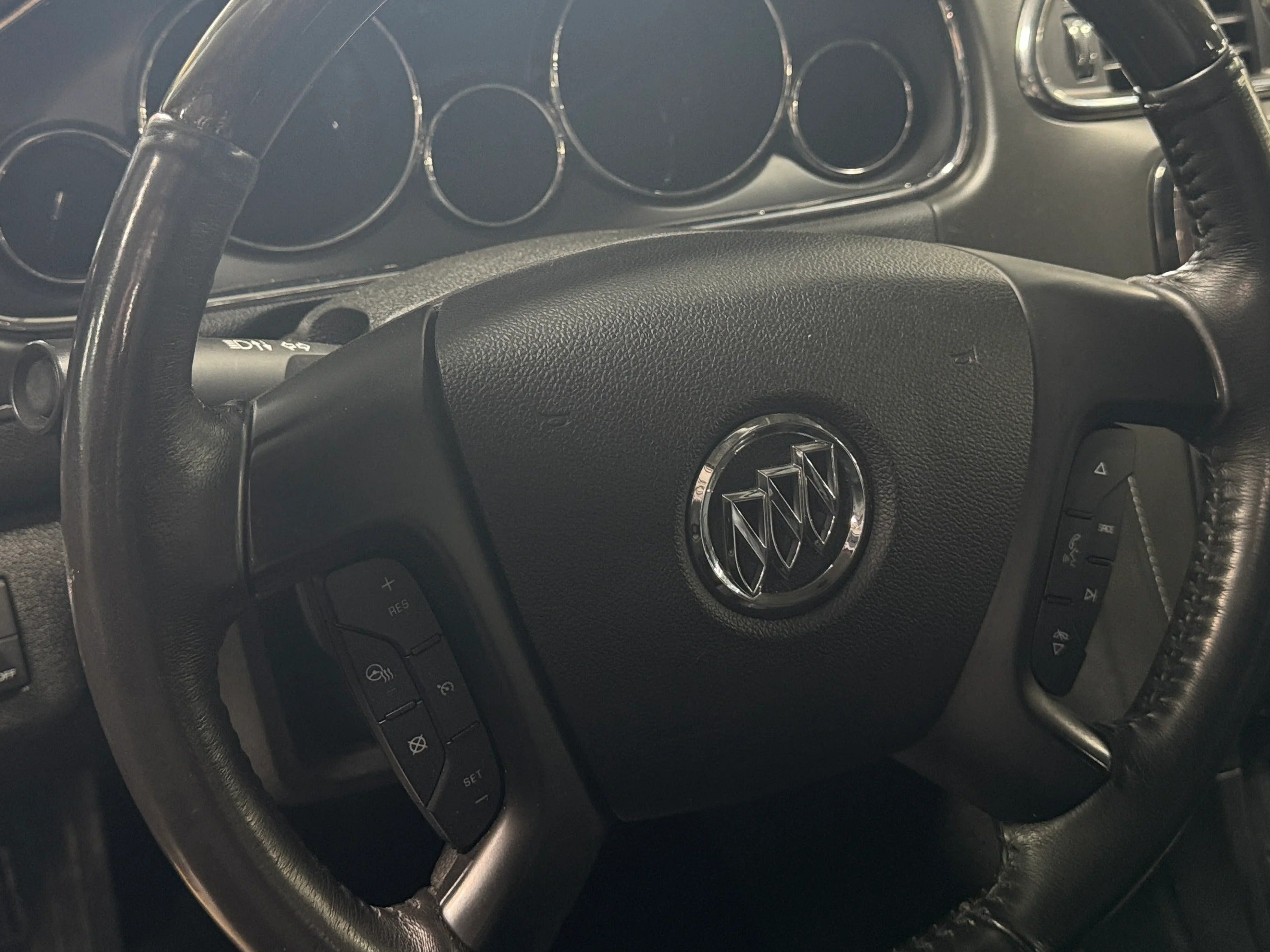 2017 Buick Enclave Leather Group 4