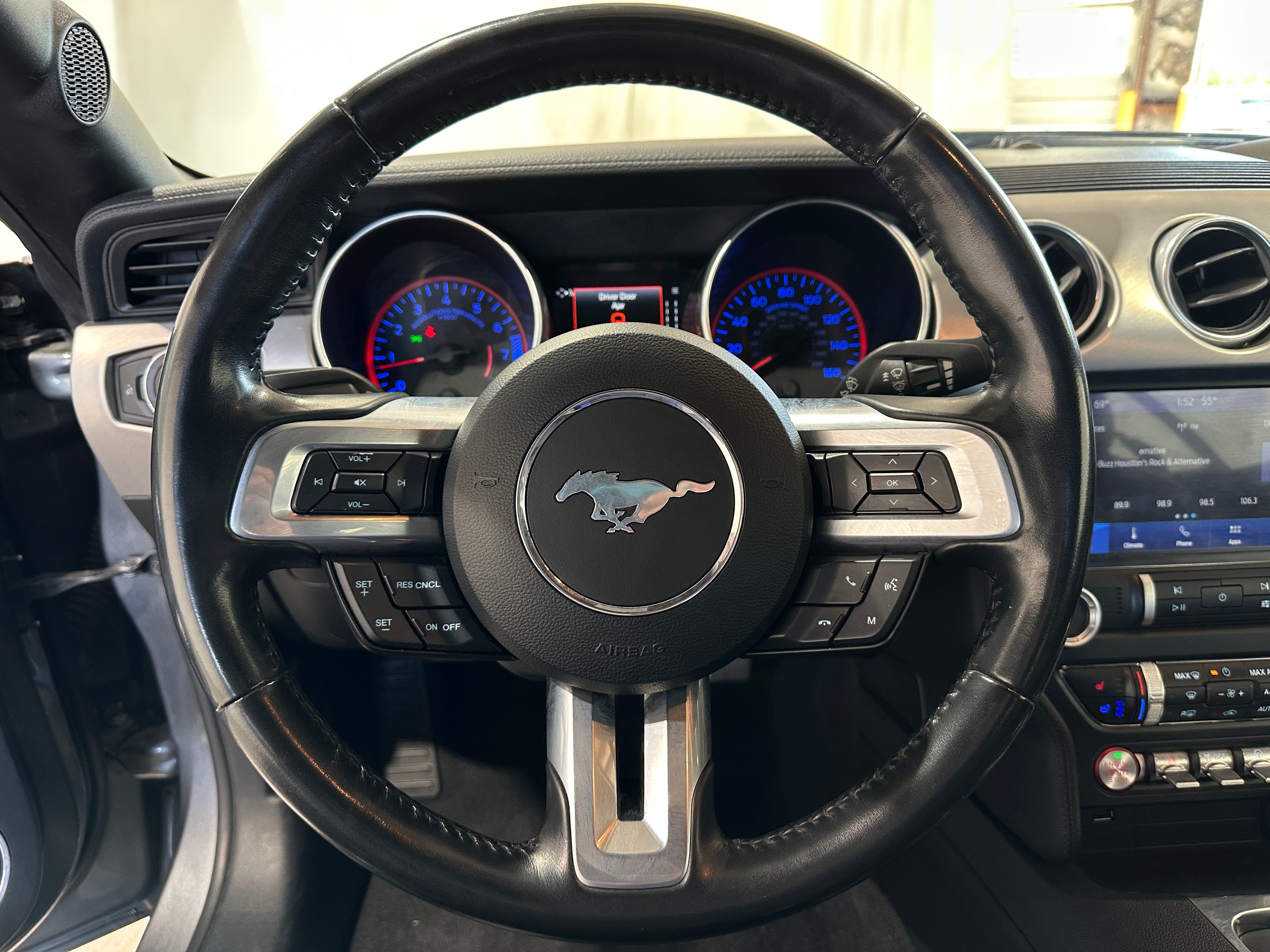 2023 Ford Mustang  5