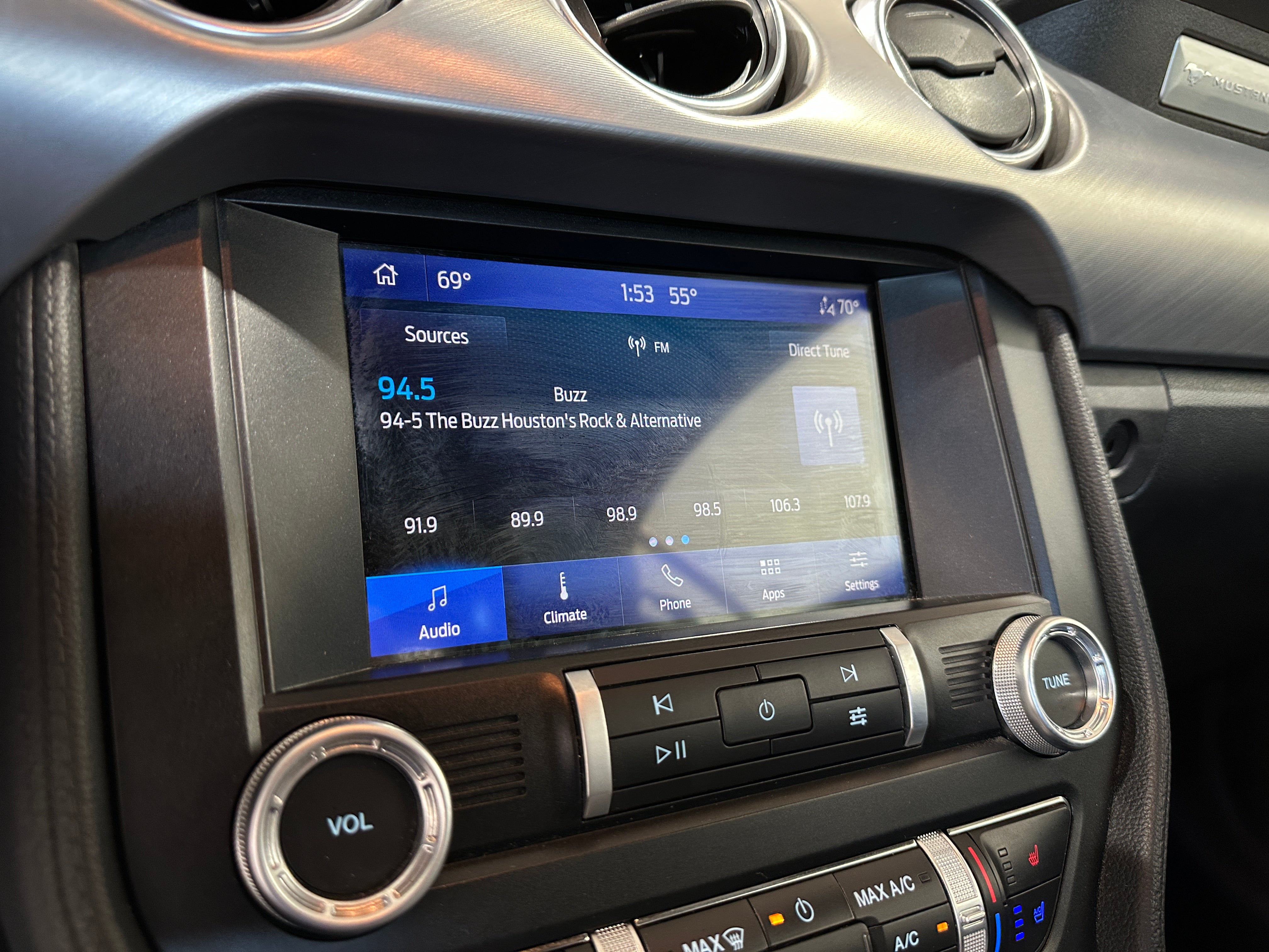 2023 Ford Mustang  4
