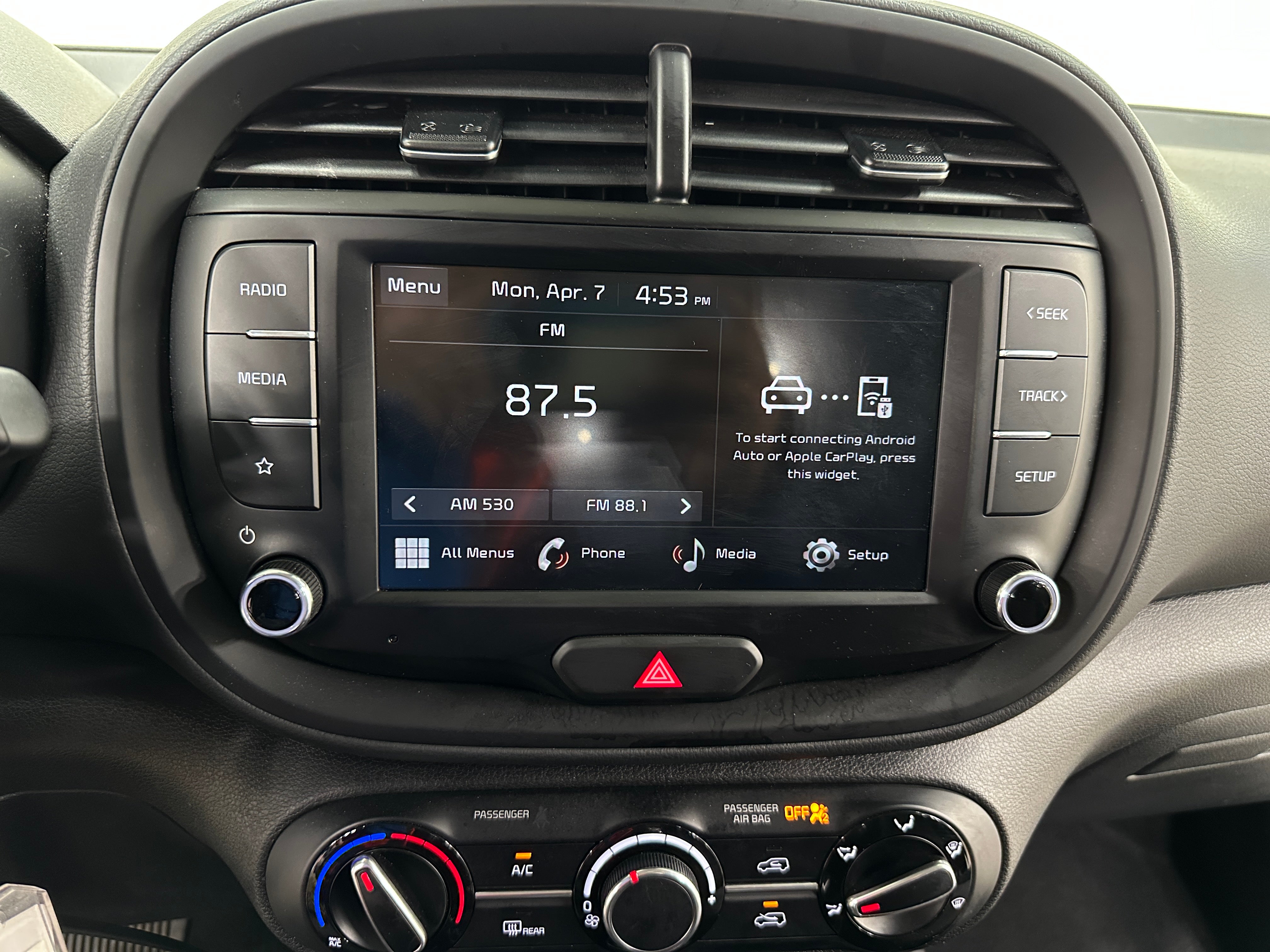 2024 Kia Soul LX 4