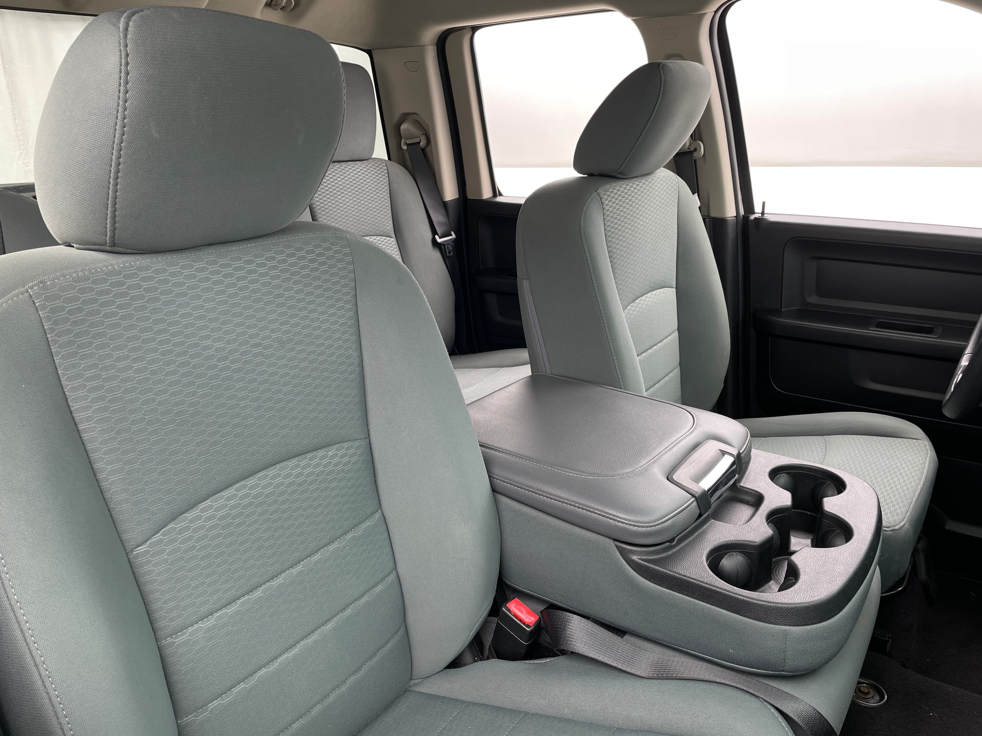 2019 RAM 1500 Classic Express 2
