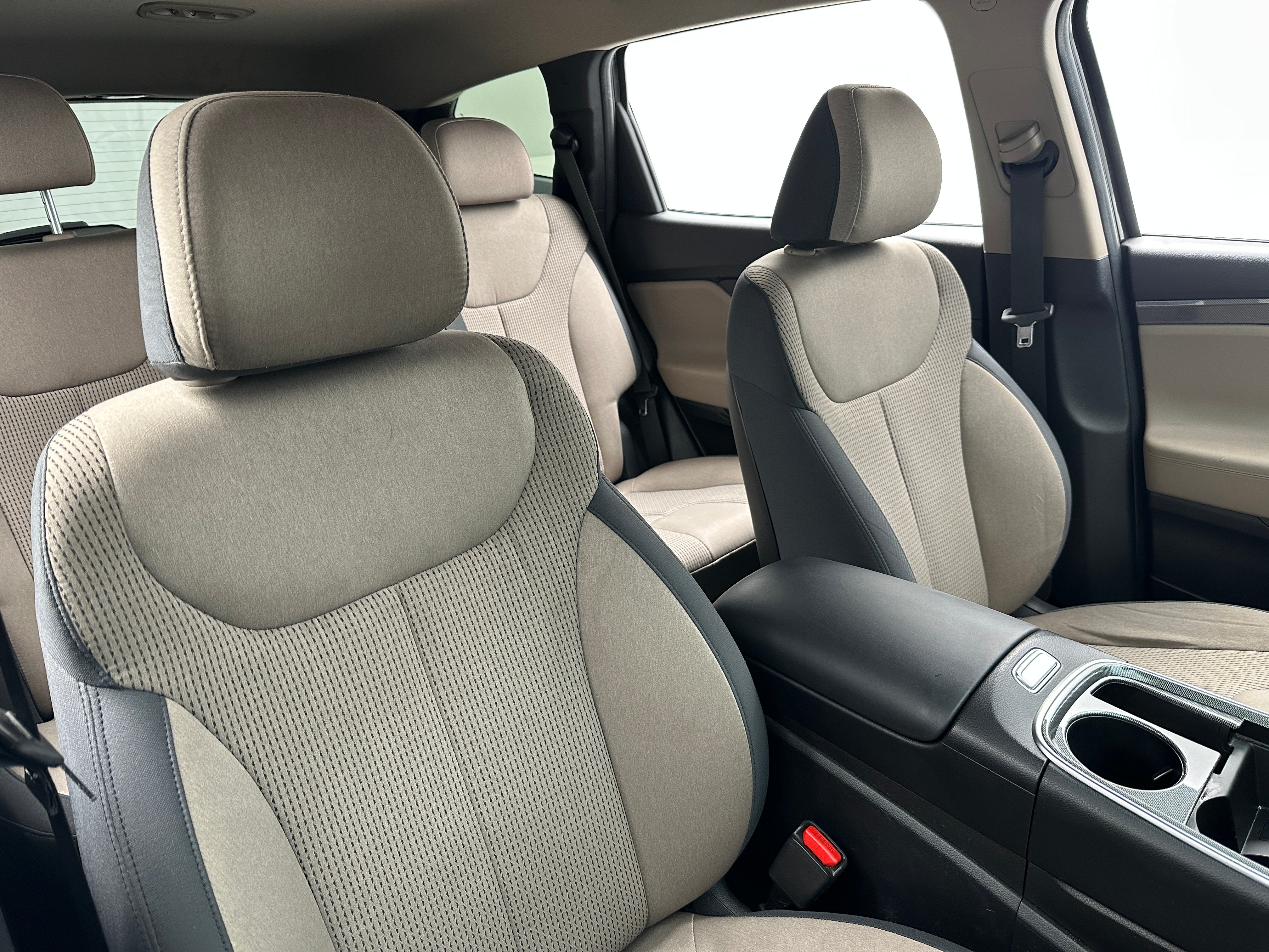 2023 Hyundai Santa Fe SEL 2