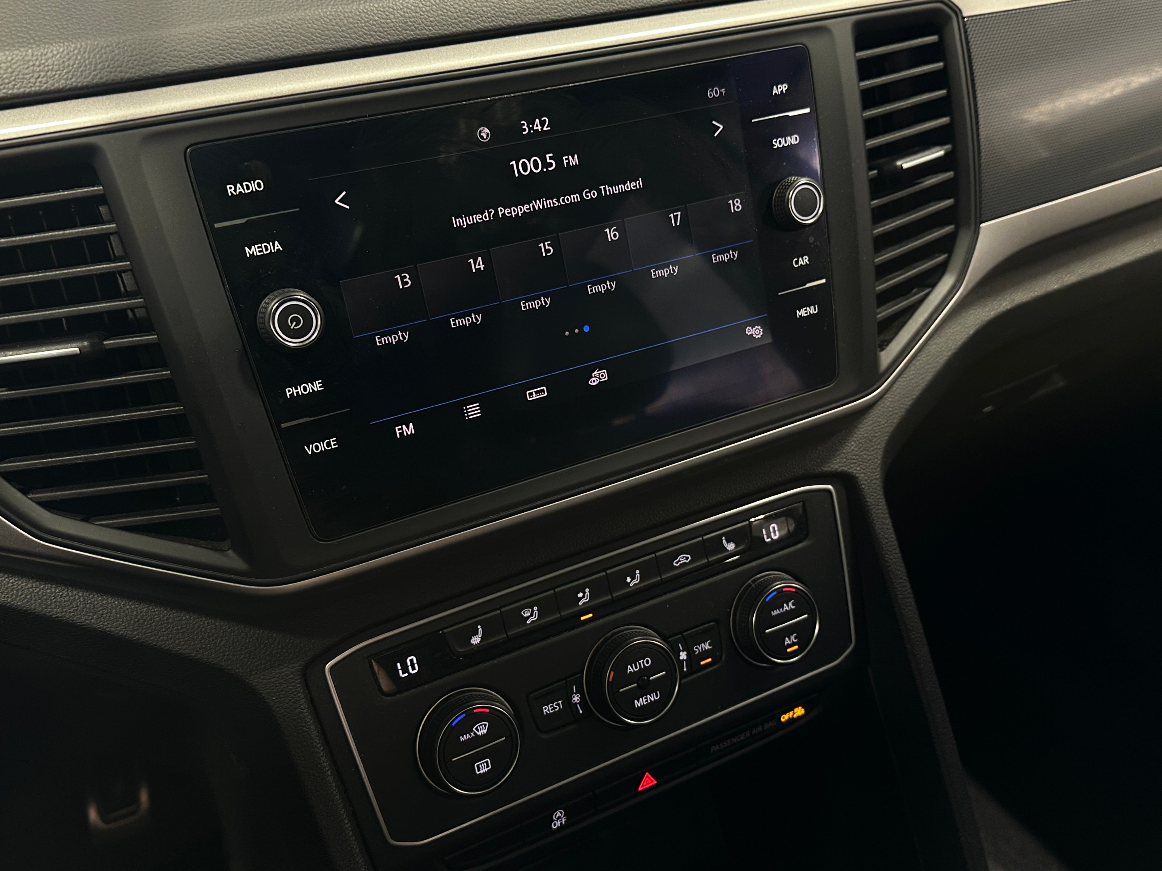 2021 Volkswagen Atlas SE 3