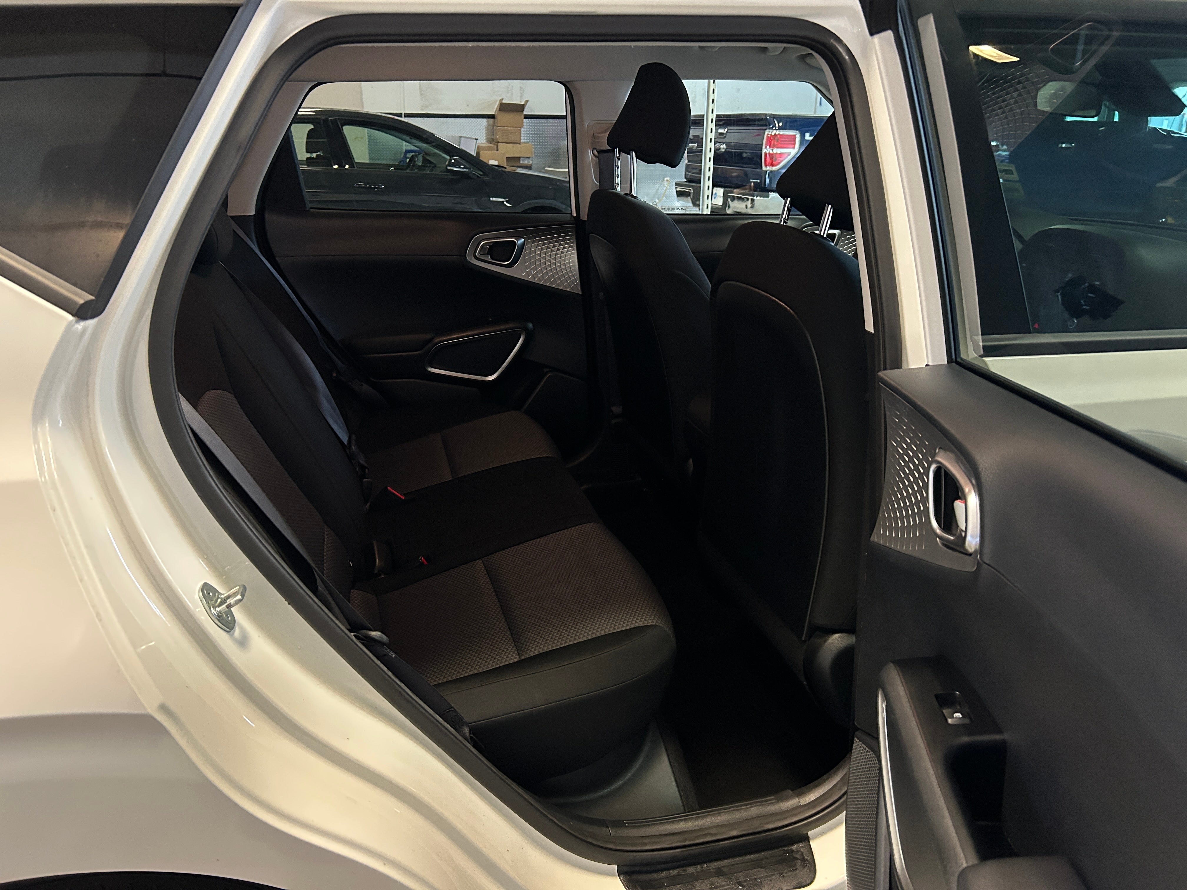 2023 Kia Soul LX 6