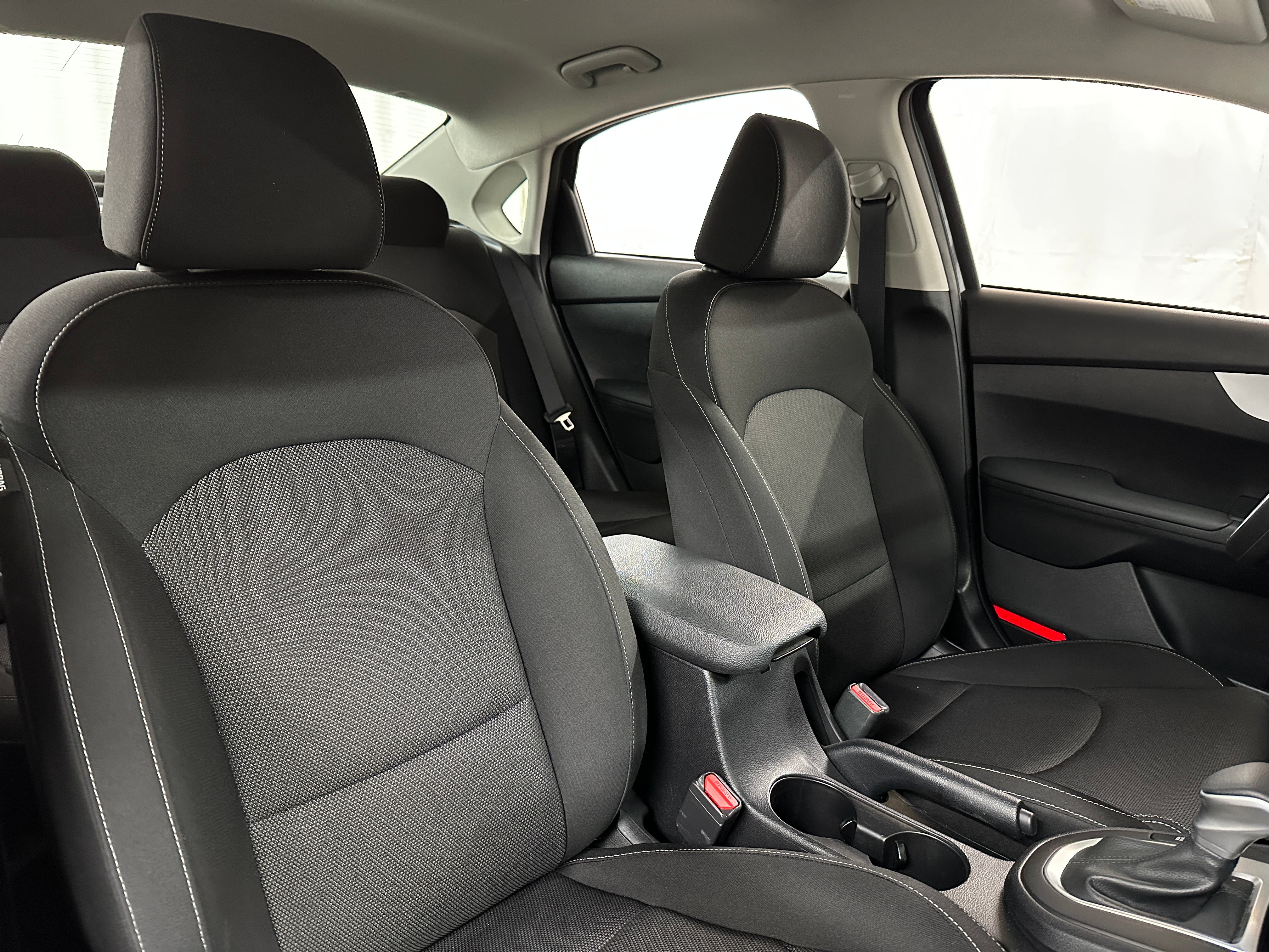 2024 Kia Forte LXS 2