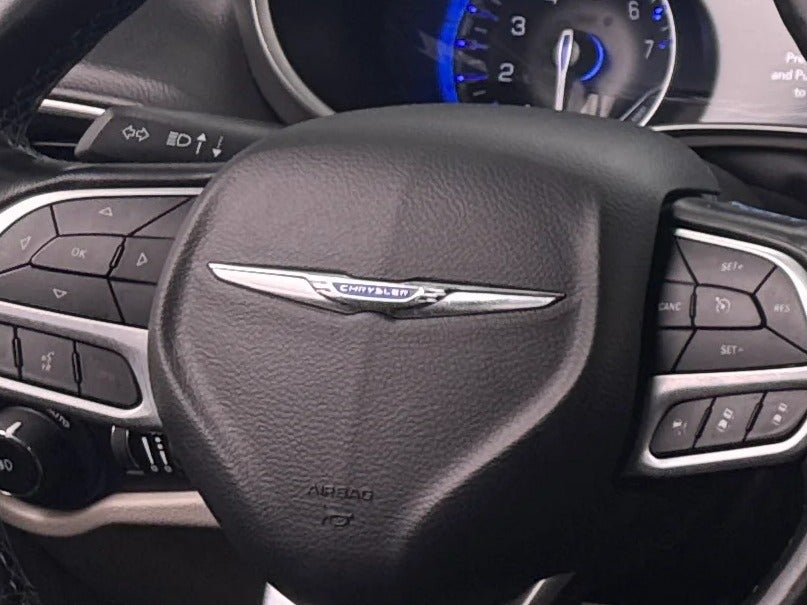 2021 Chrysler Pacifica Touring L 5