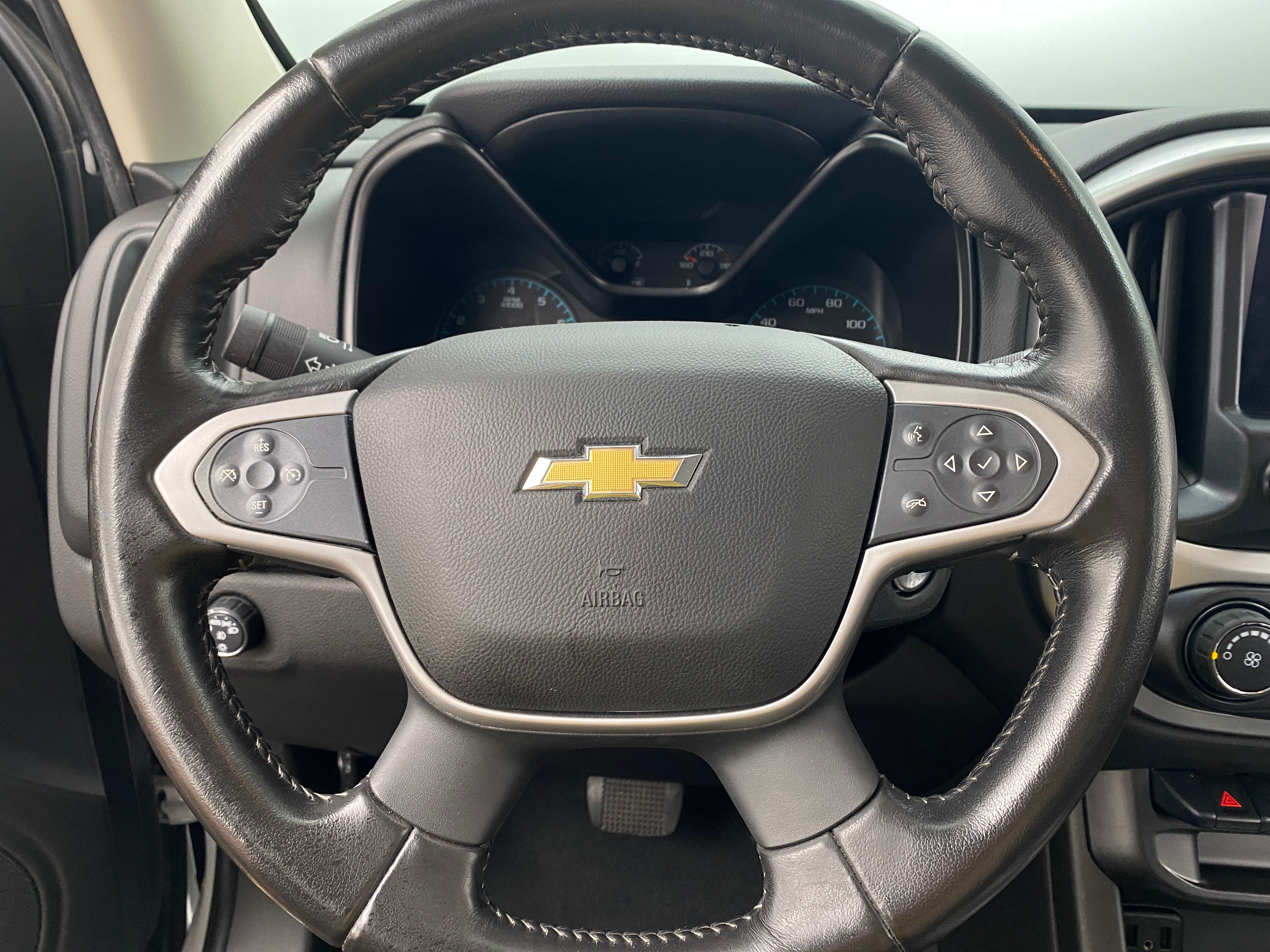 2022 Chevrolet Colorado LT 5