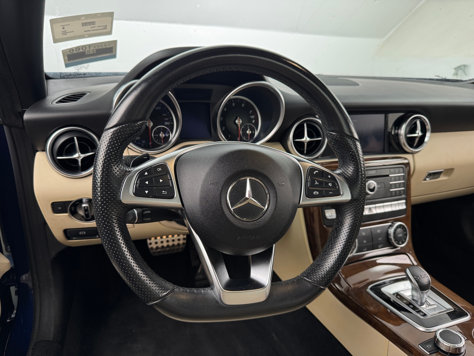Thumbnail: 2017 Mercedes-Benz SLC - 4