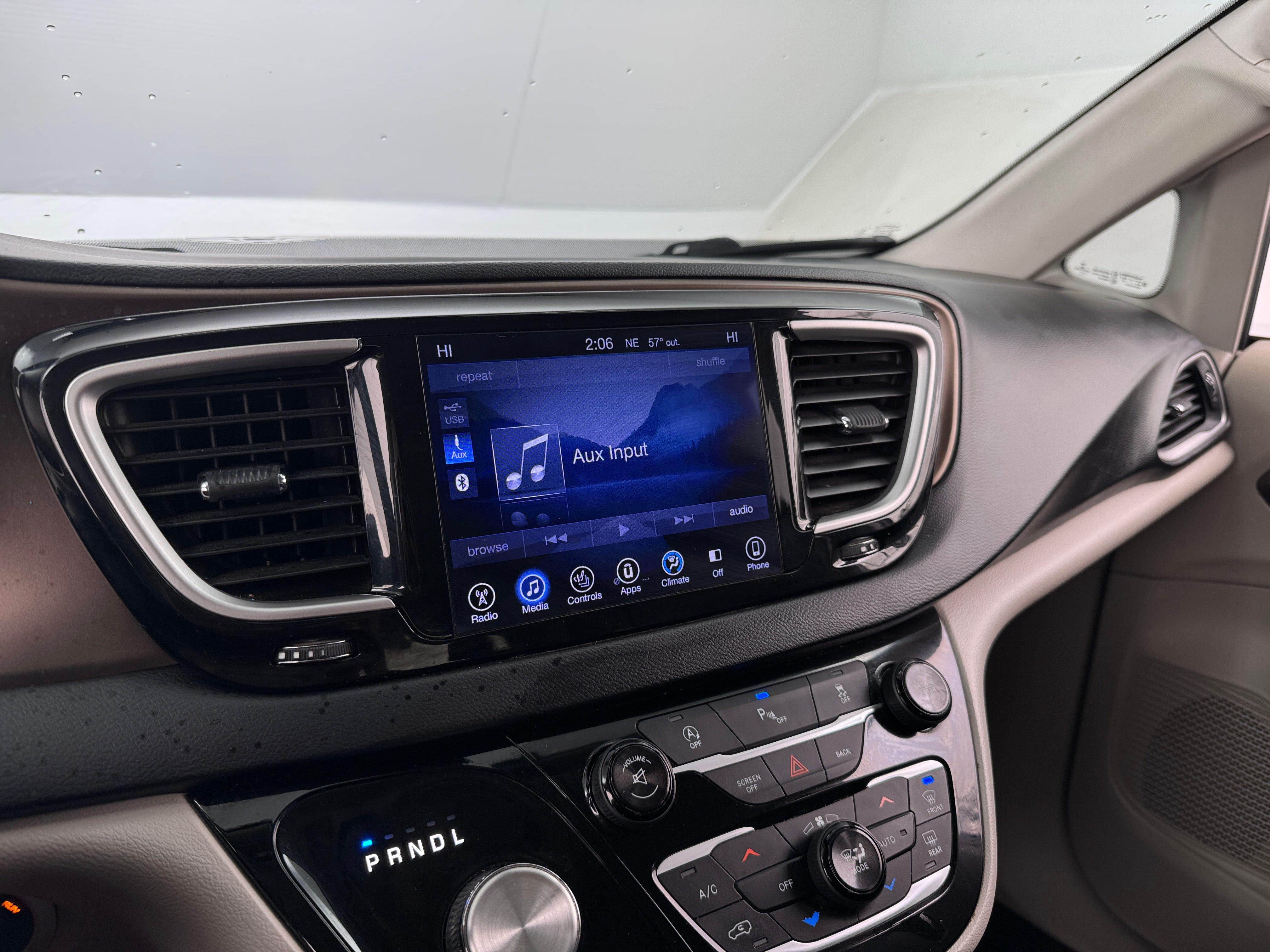 2017 Chrysler Pacifica Touring L 3
