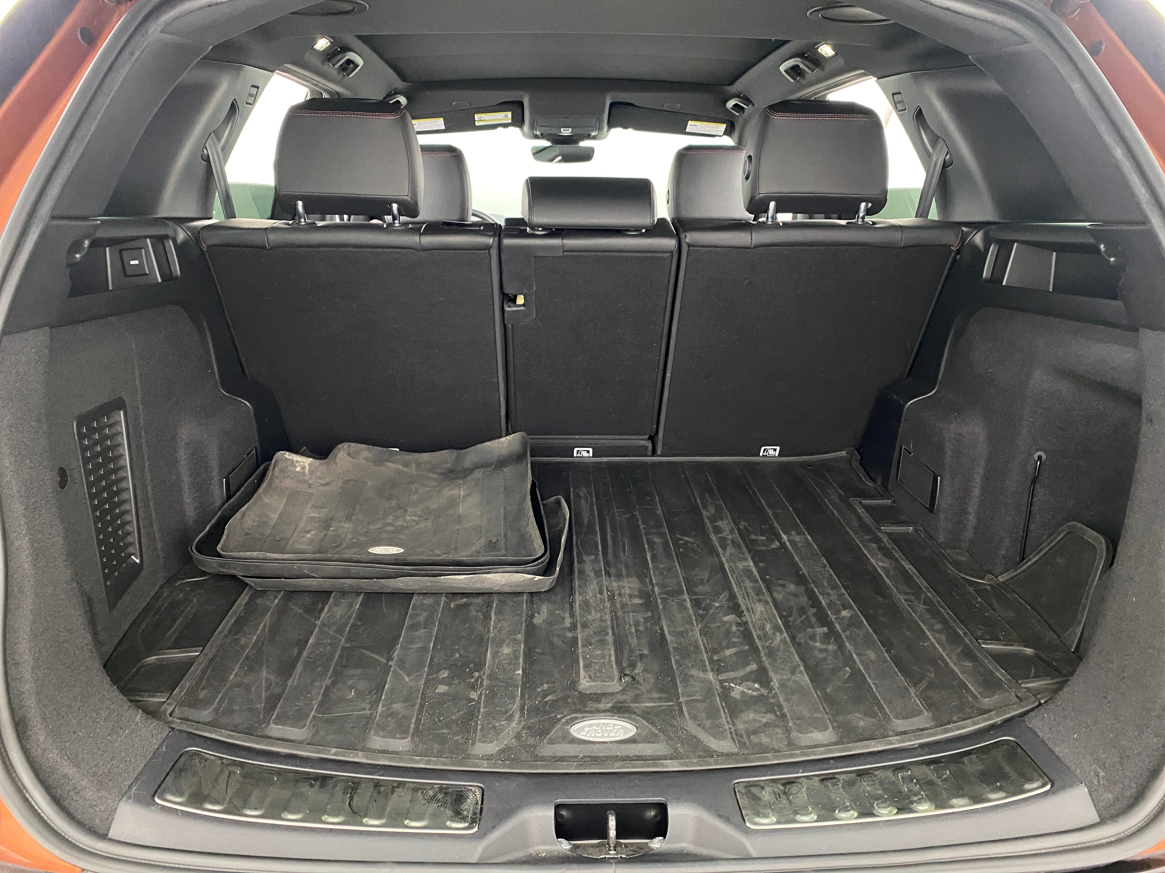 2022 Land Rover Discovery Sport R-Dynamic SE 6