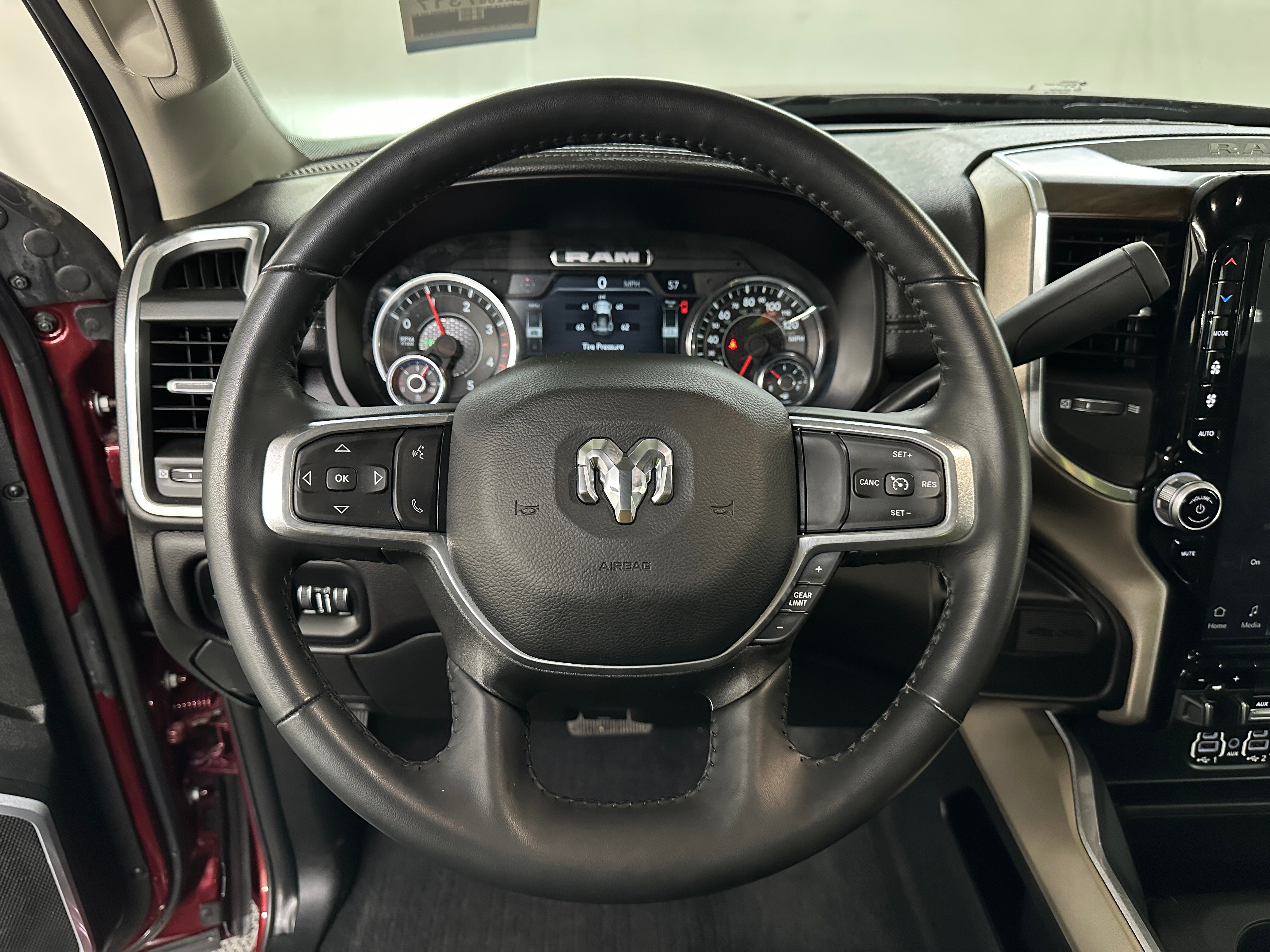 2024 RAM 2500 Laramie 4