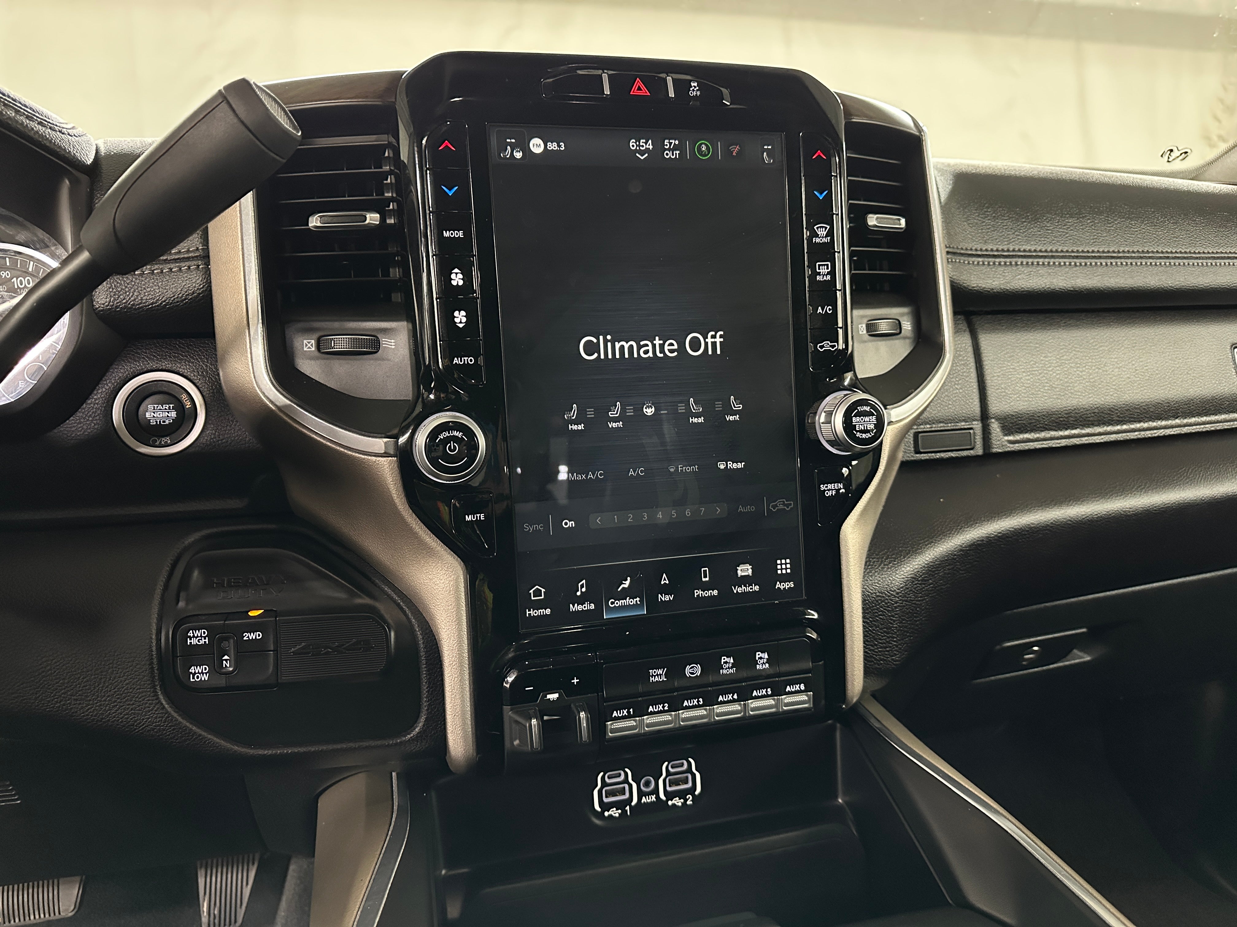 2024 RAM 2500 Laramie 3