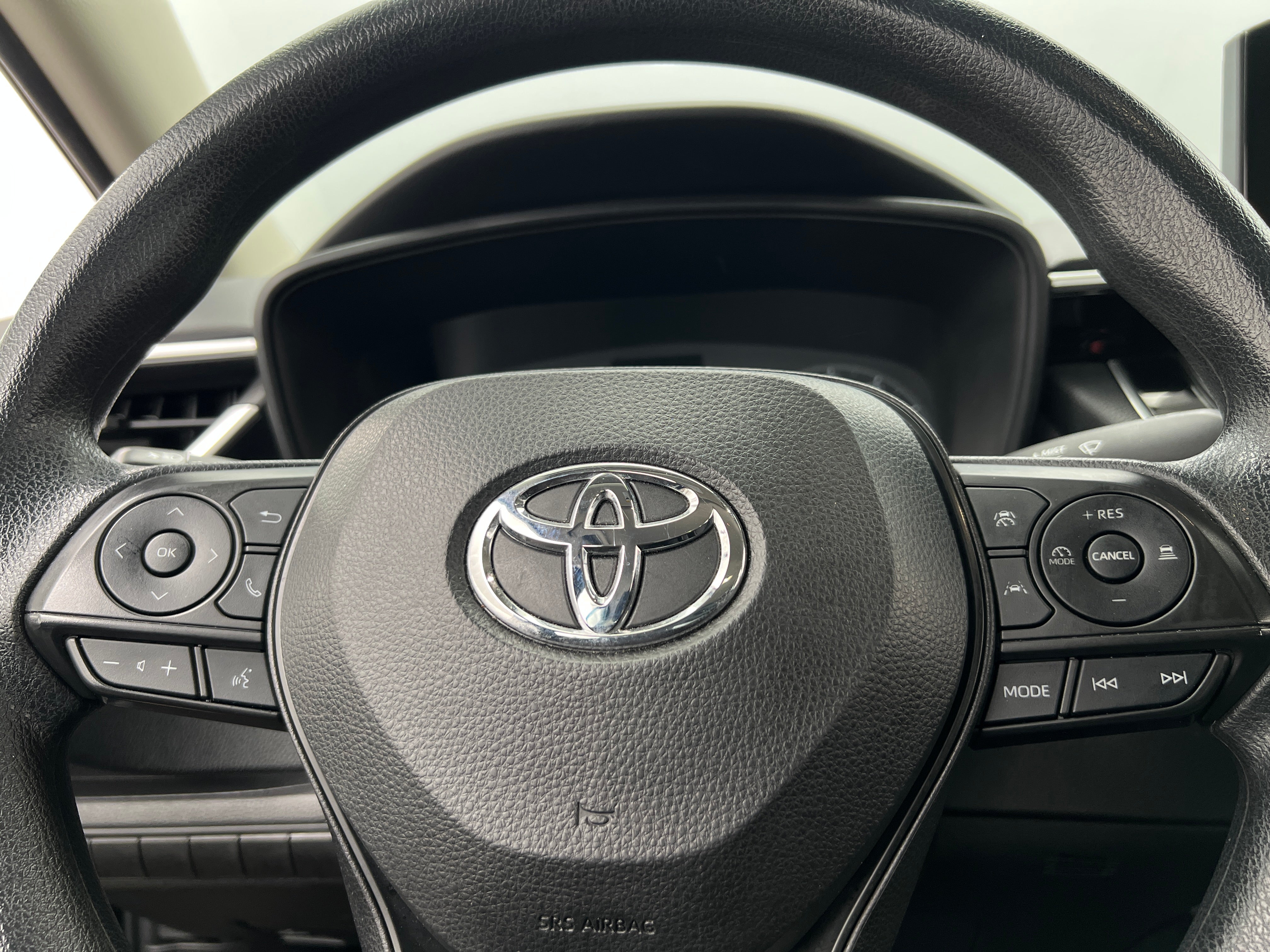 2023 Toyota Corolla LE 5