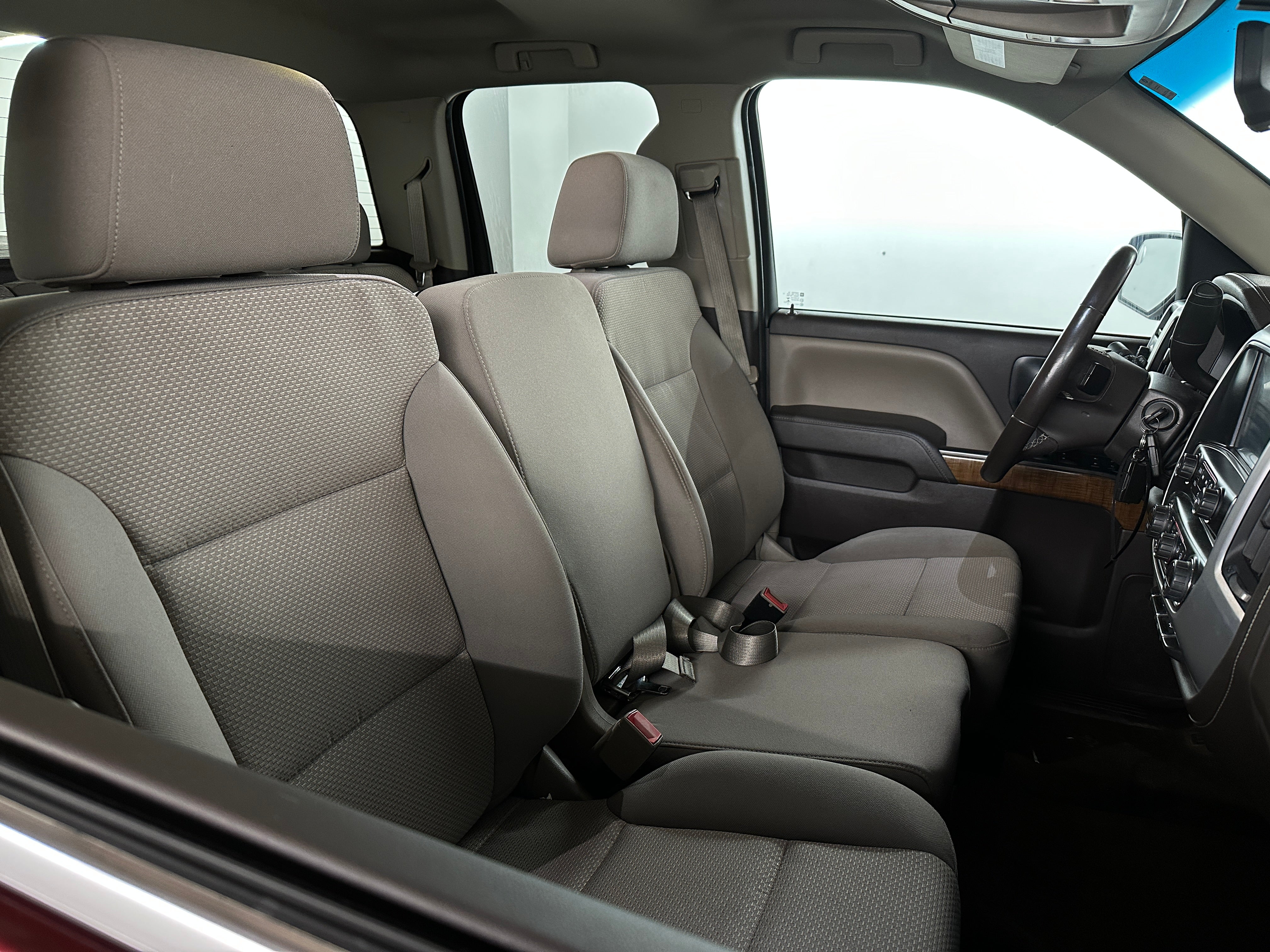 2016 GMC Sierra 1500 SLE 2