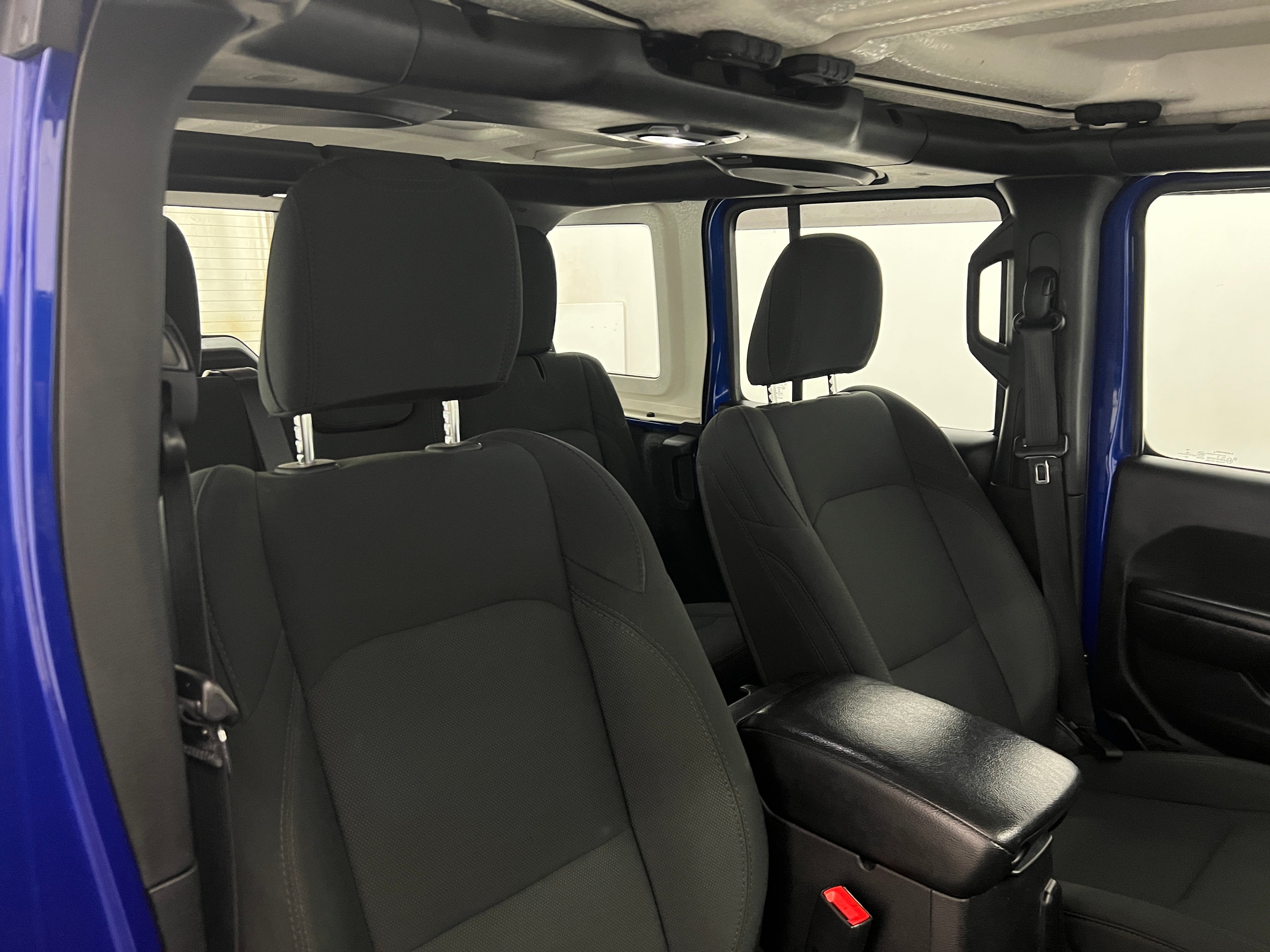 2018 Jeep Wrangler Unlimited Sport 2
