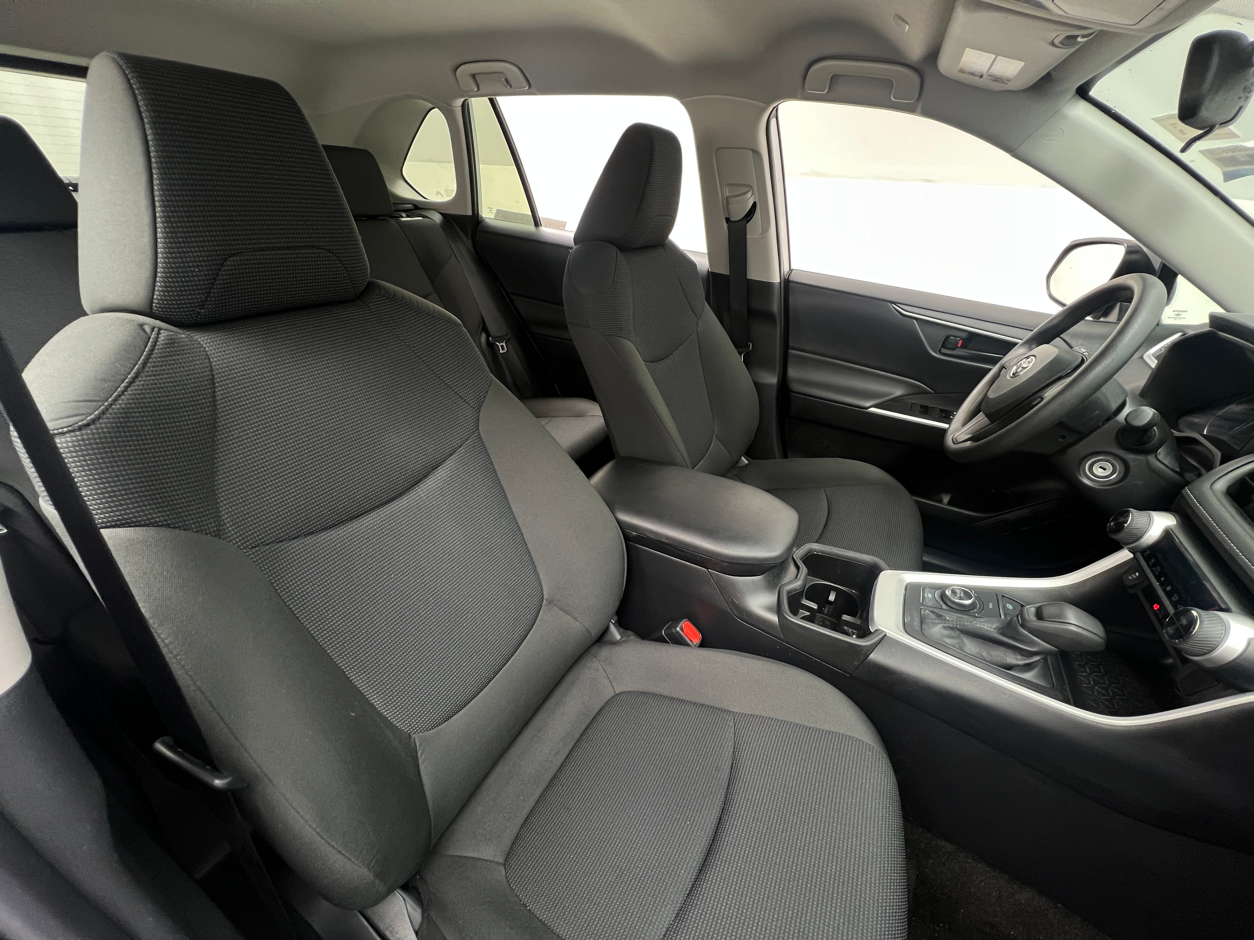 2024 Toyota RAV4 LE 2