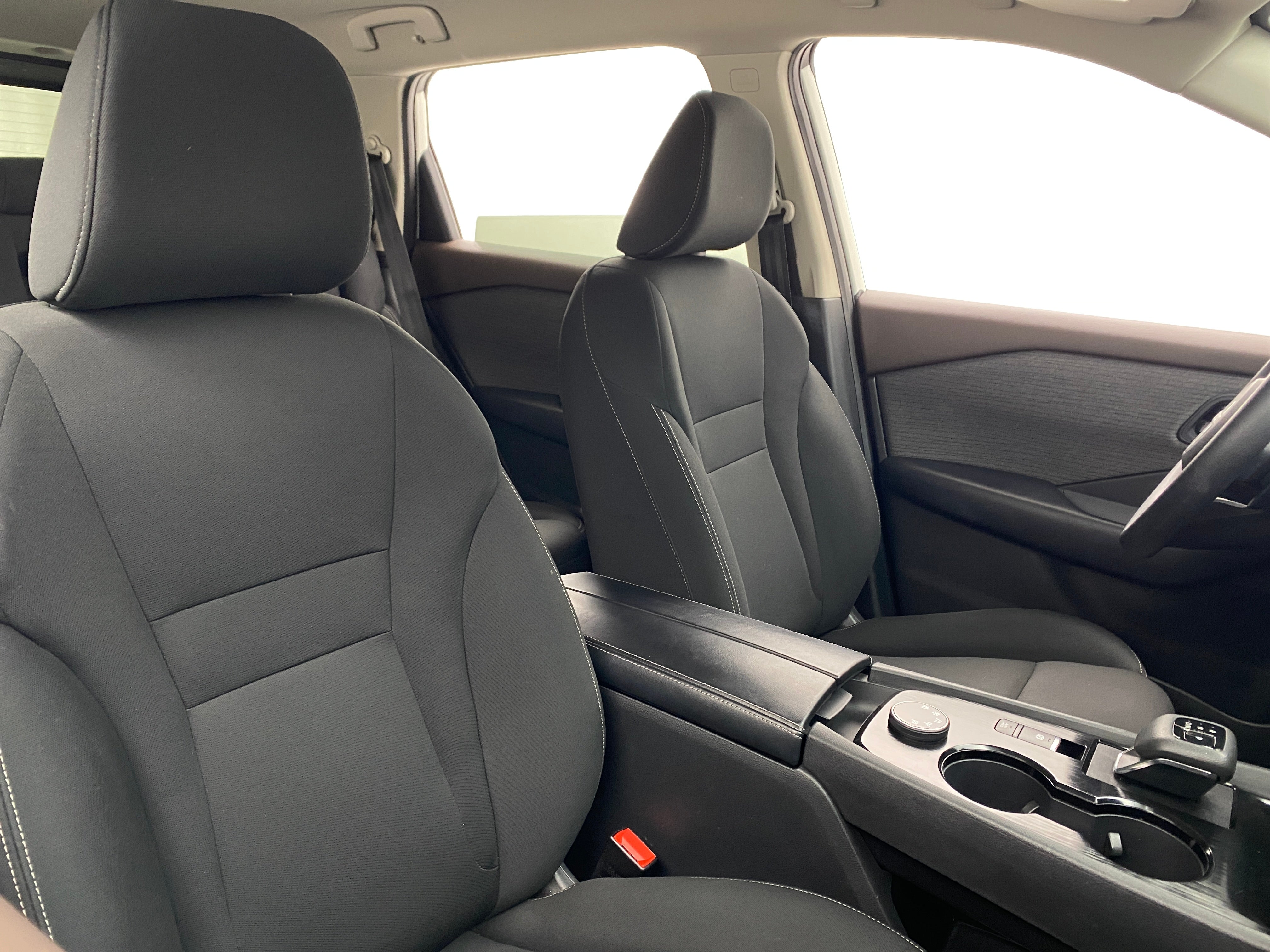 2023 Nissan Rogue S 2