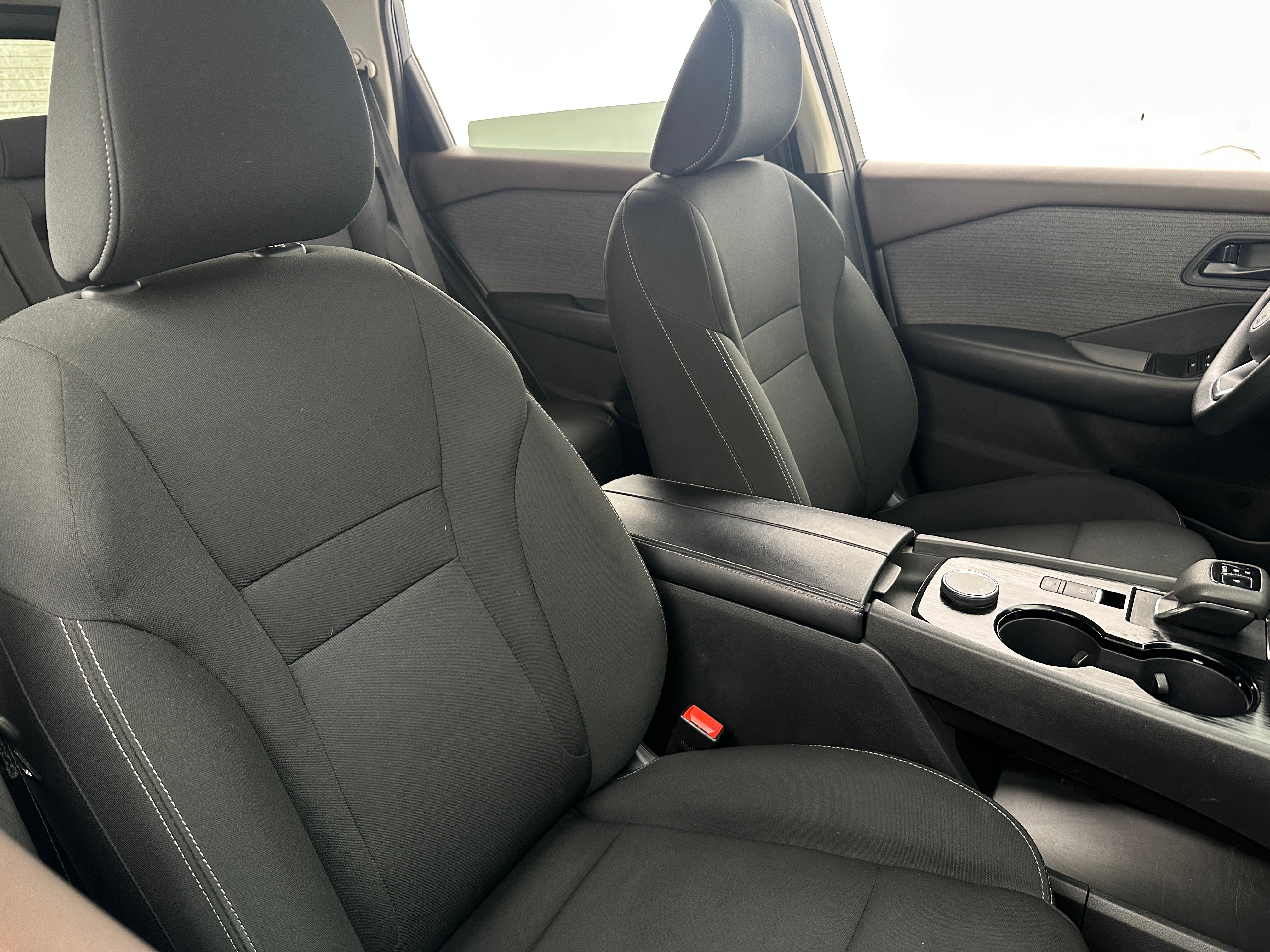 2023 Nissan Rogue S 2