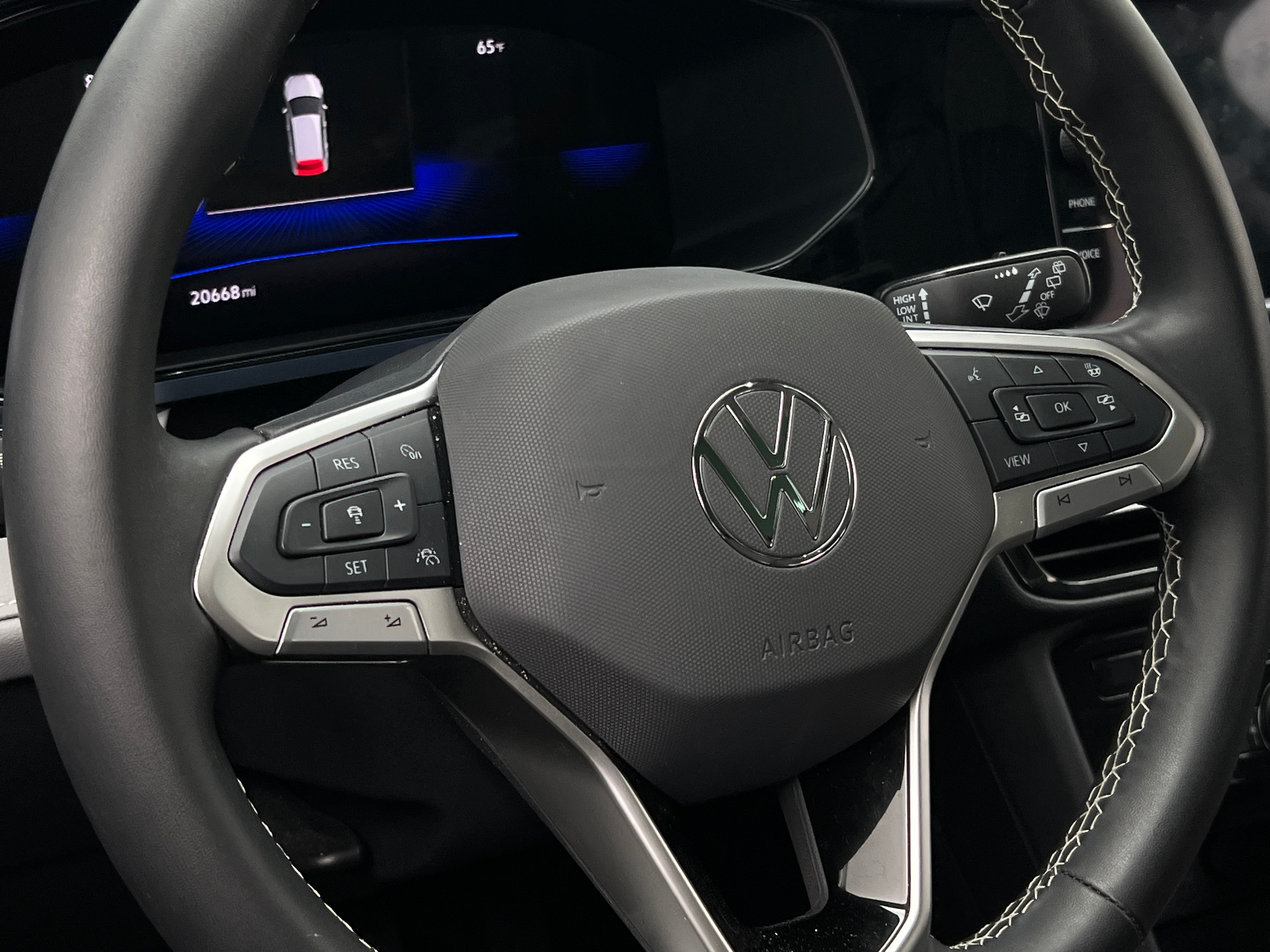 2024 Volkswagen Taos SE 5