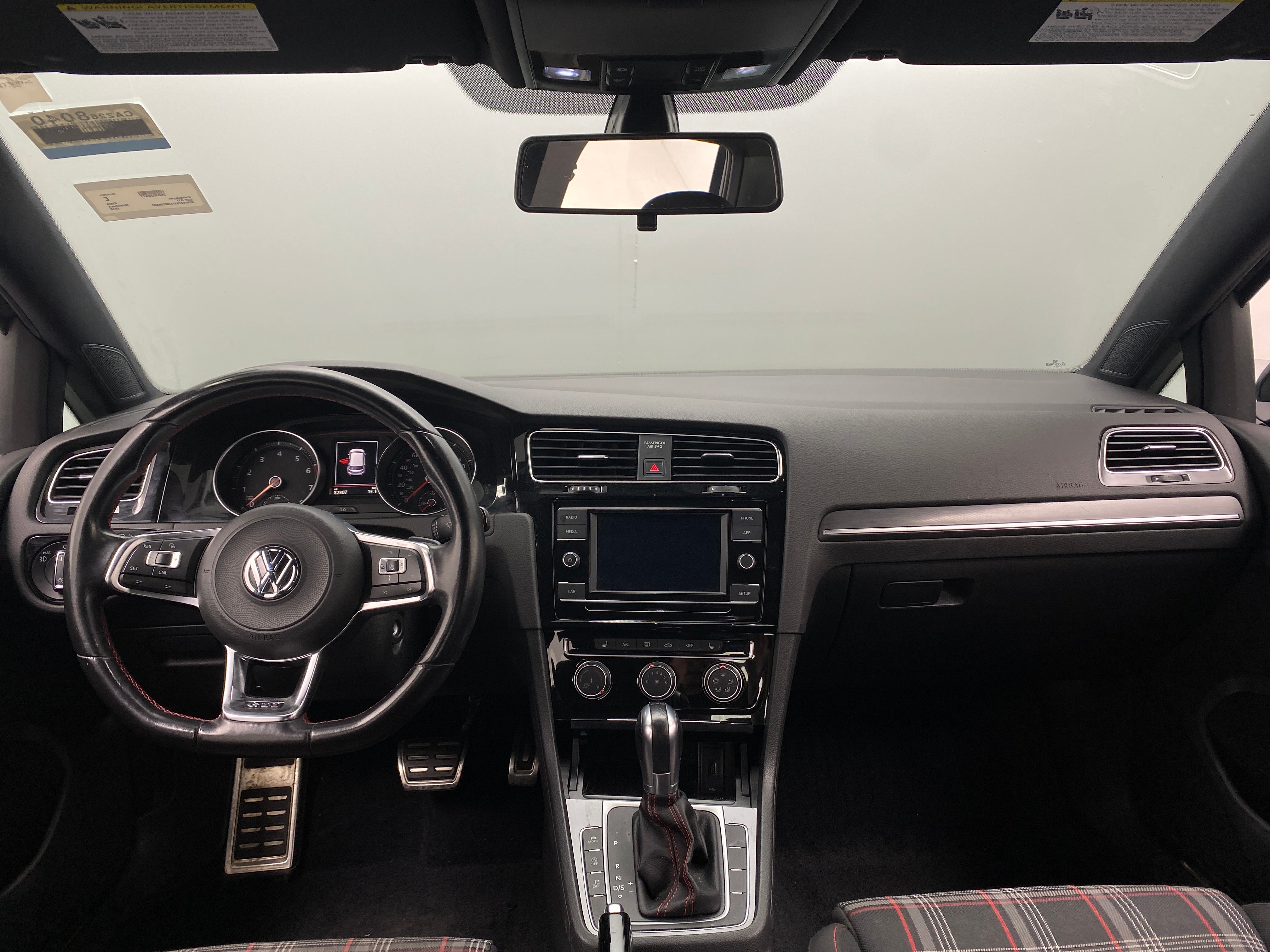 2018 Volkswagen Golf GTI S 3