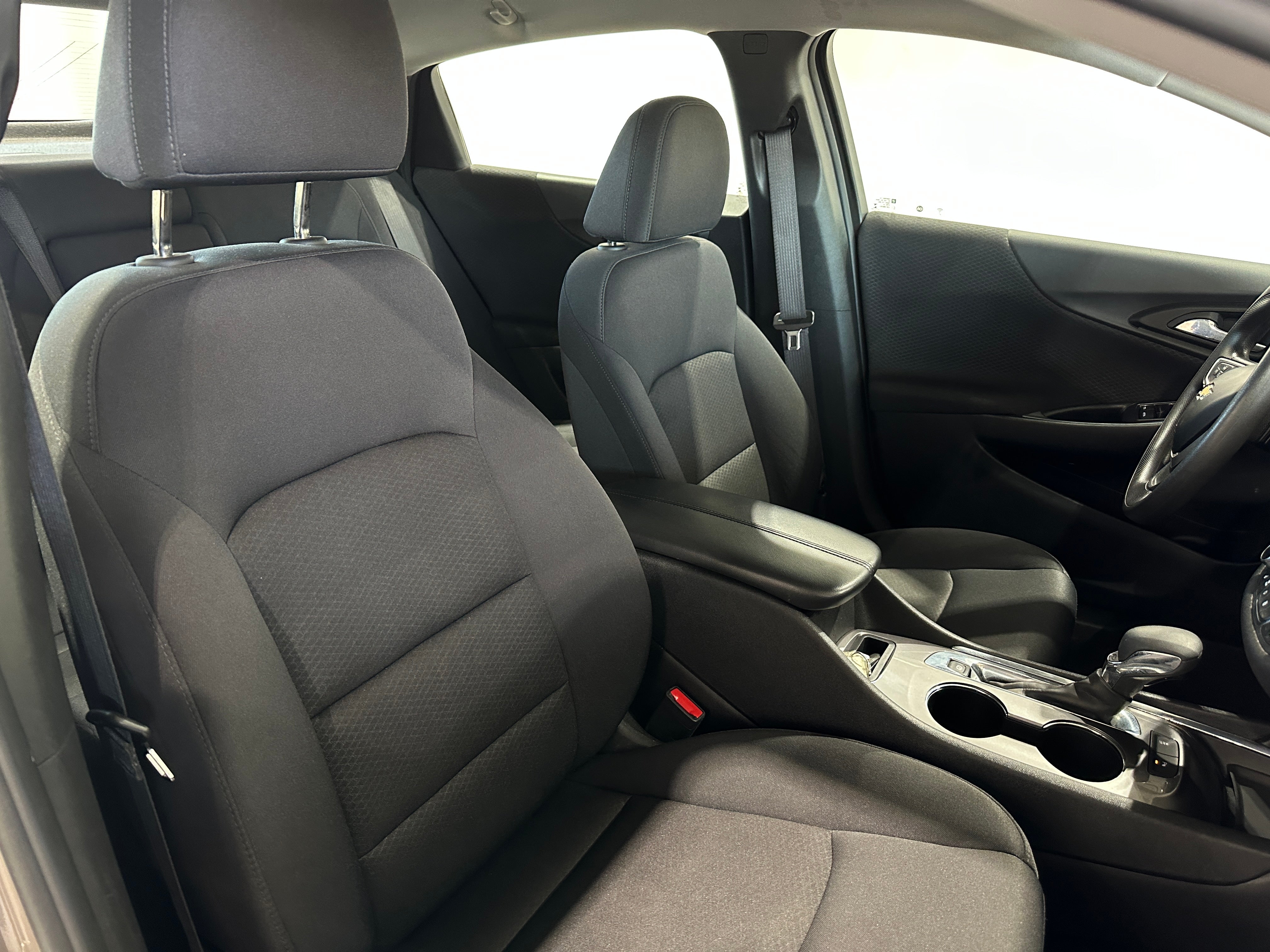 2023 Chevrolet Malibu LT 2