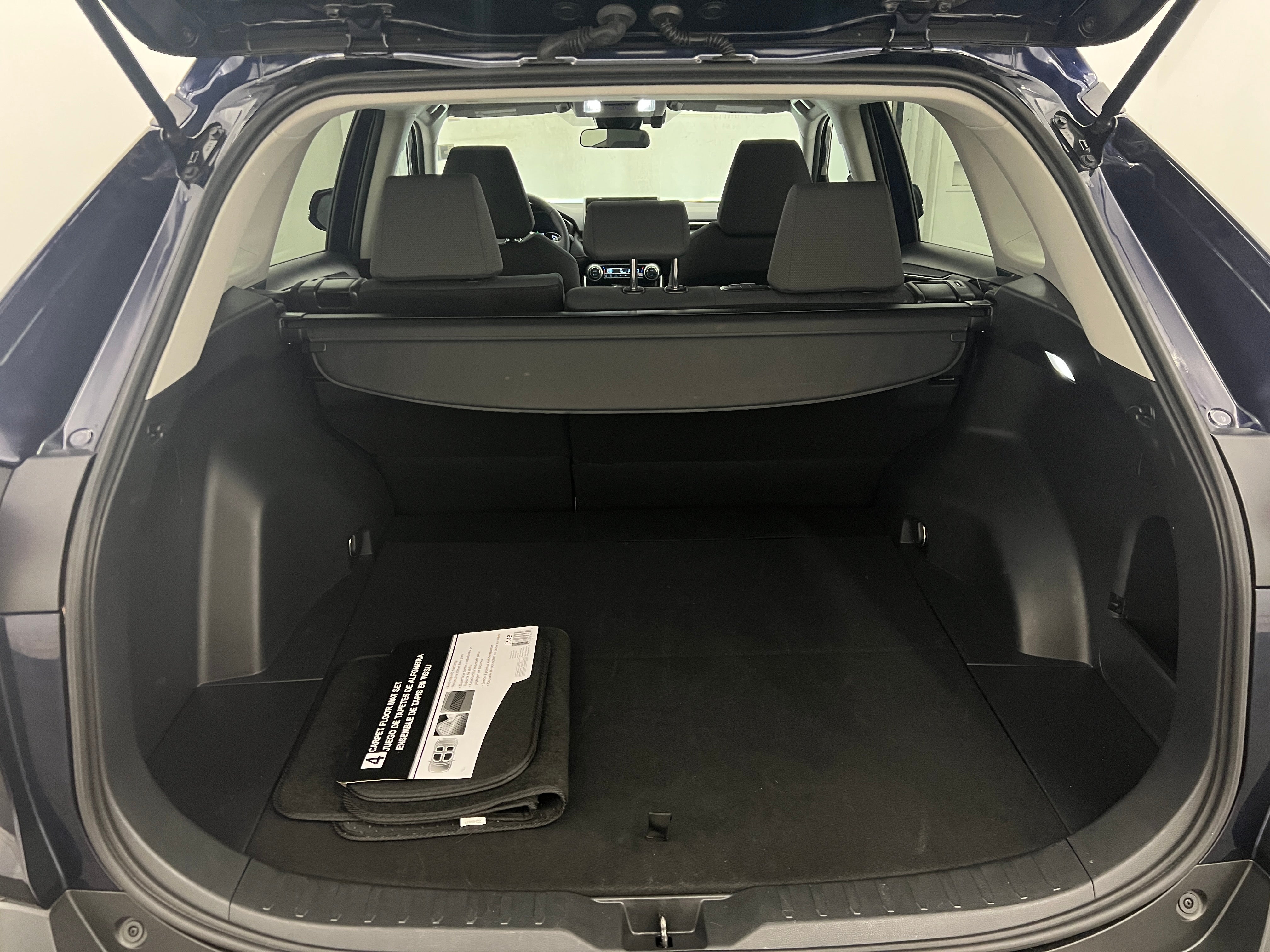 2024 Toyota RAV4 XLE 7