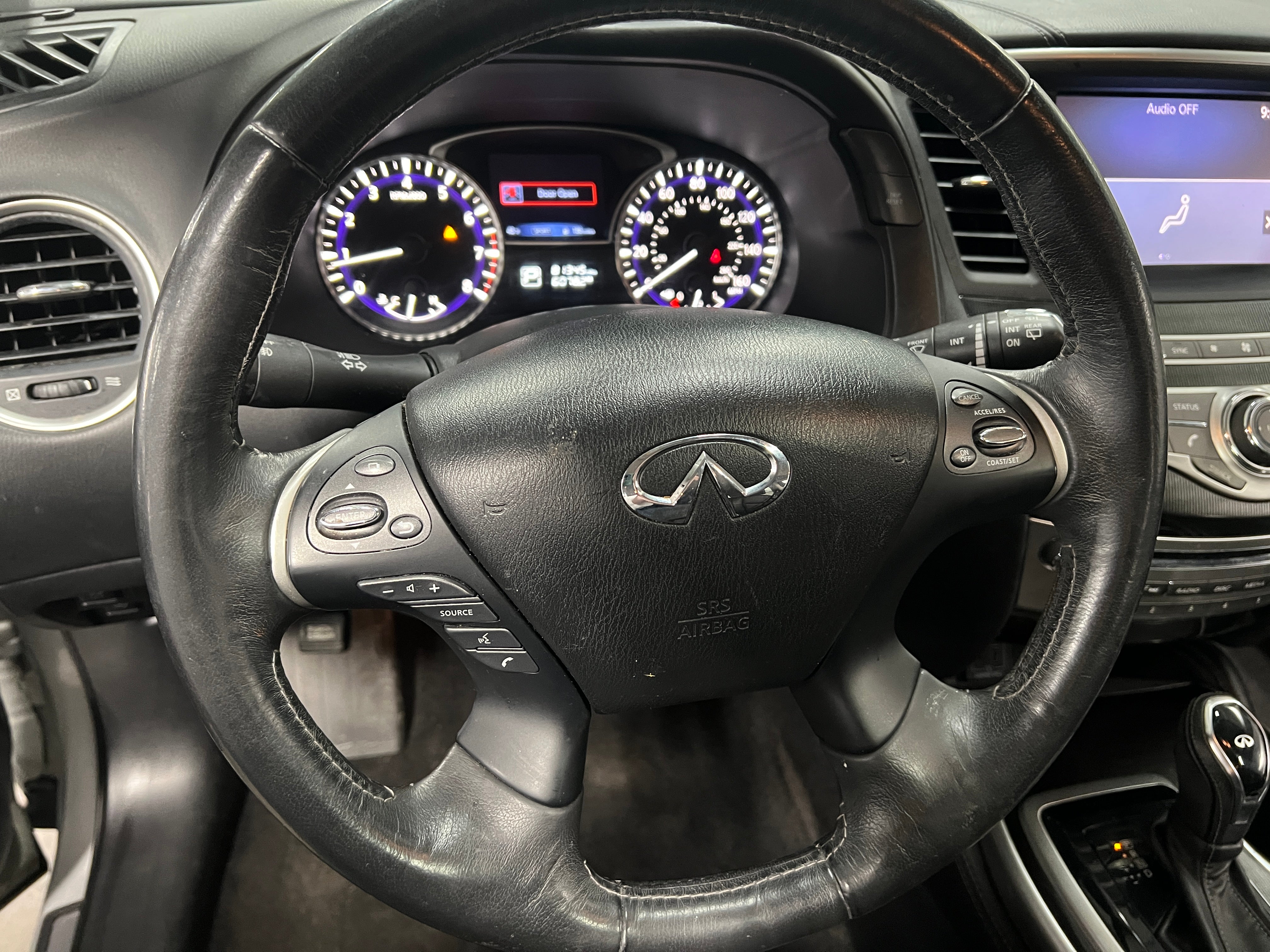2019 INFINITI QX60 Luxe 4