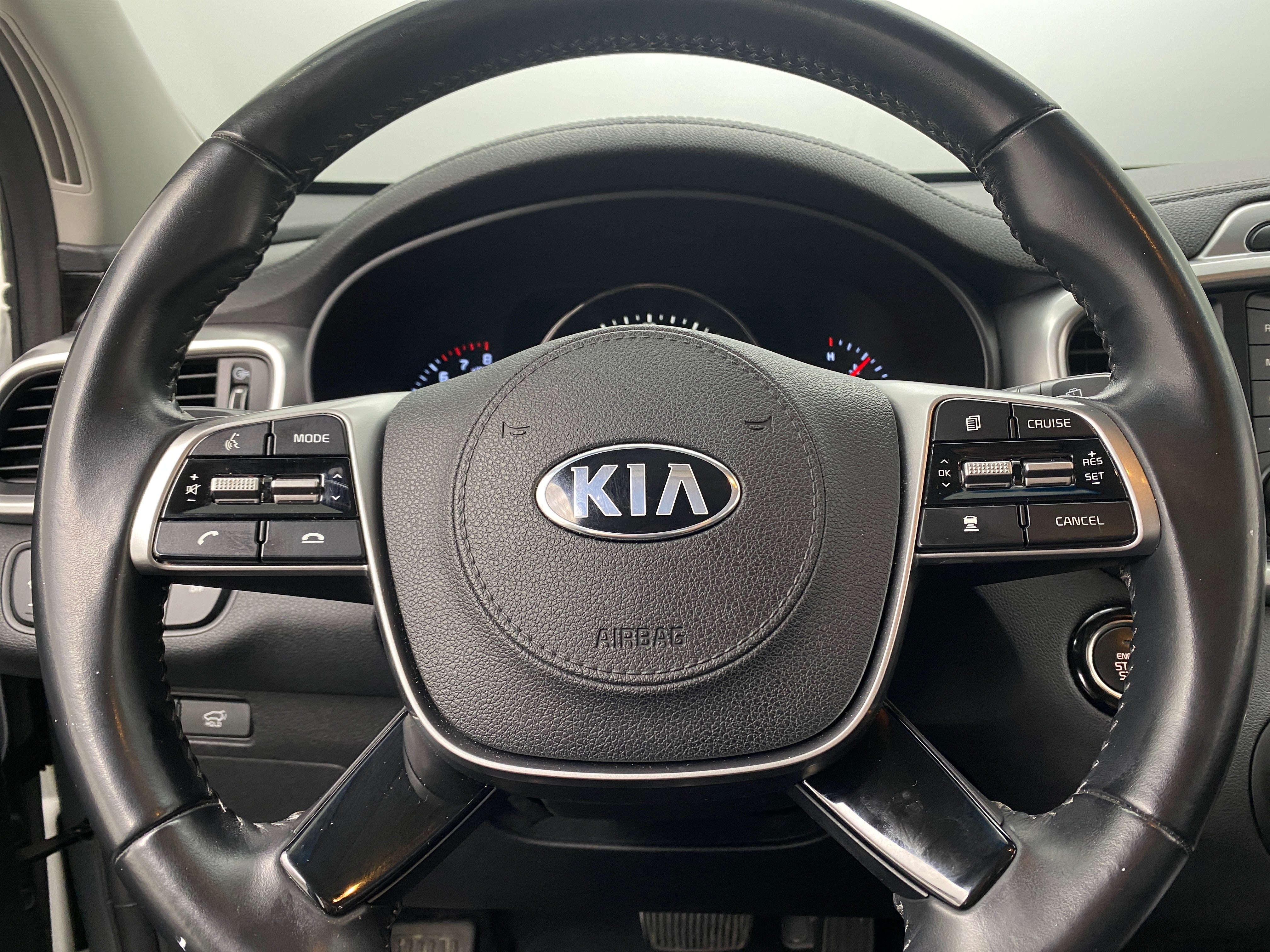 2019 Kia Sorento EX 4