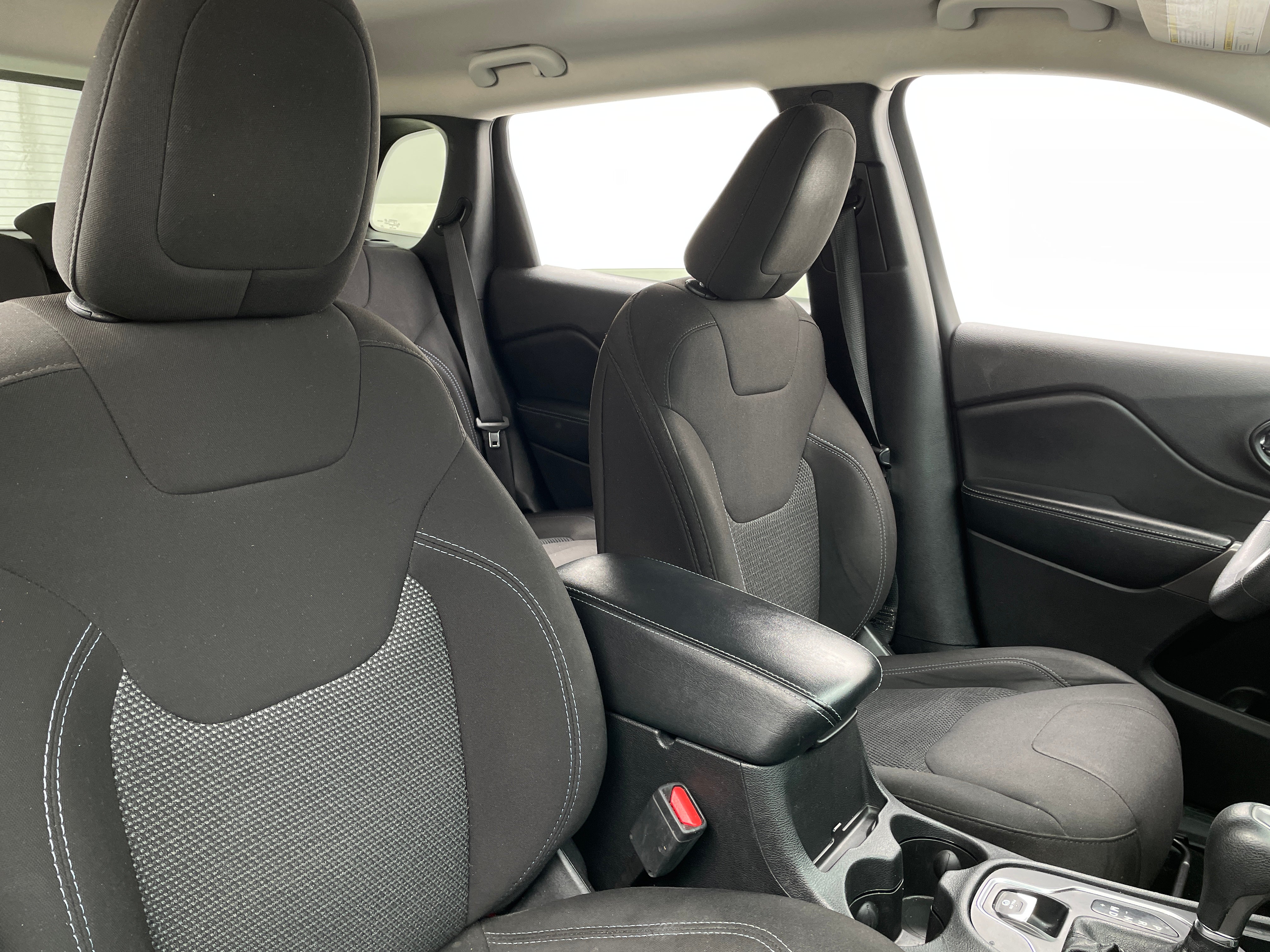 2019 Jeep Cherokee Latitude 2