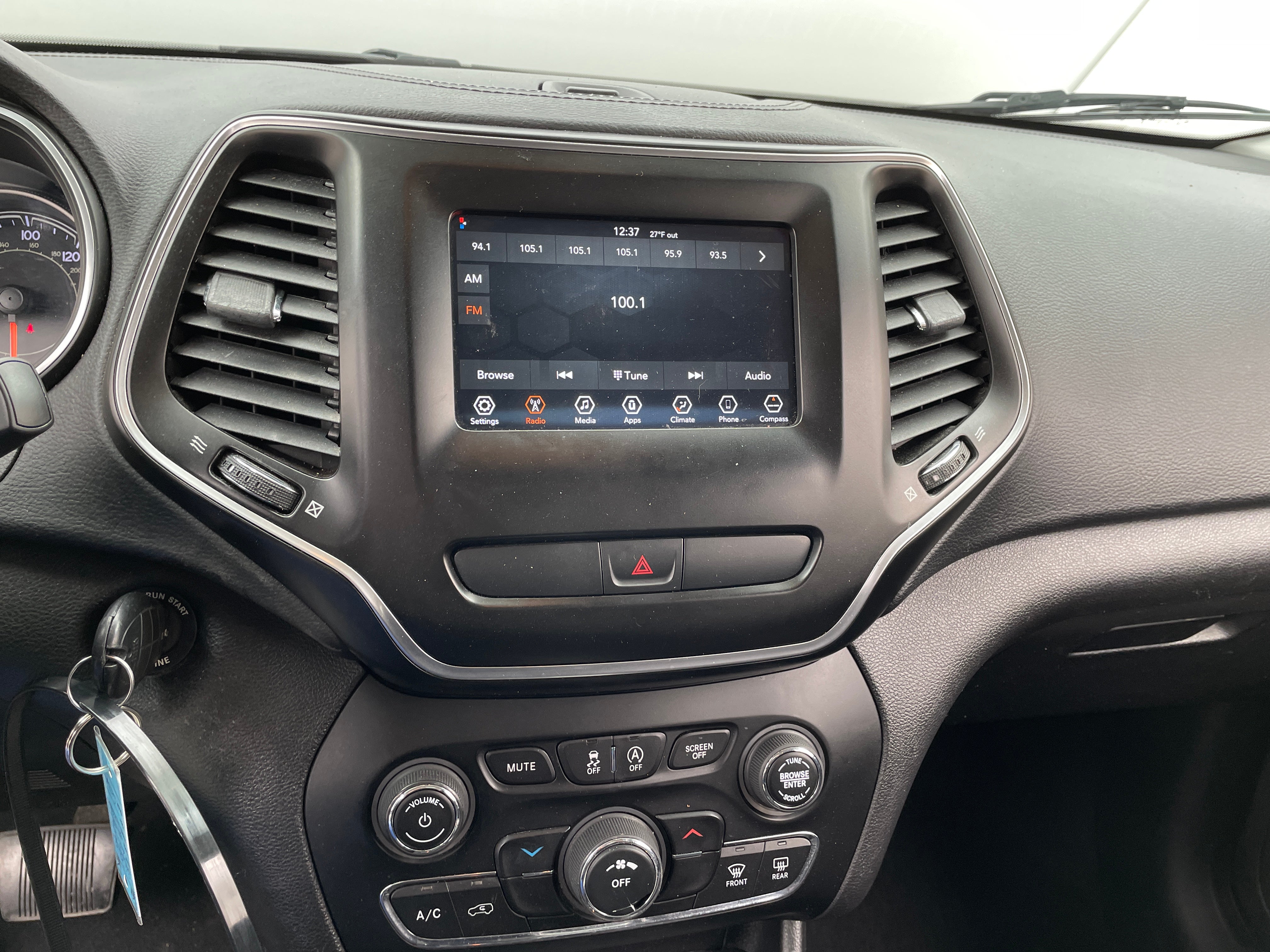 2019 Jeep Cherokee Latitude 4