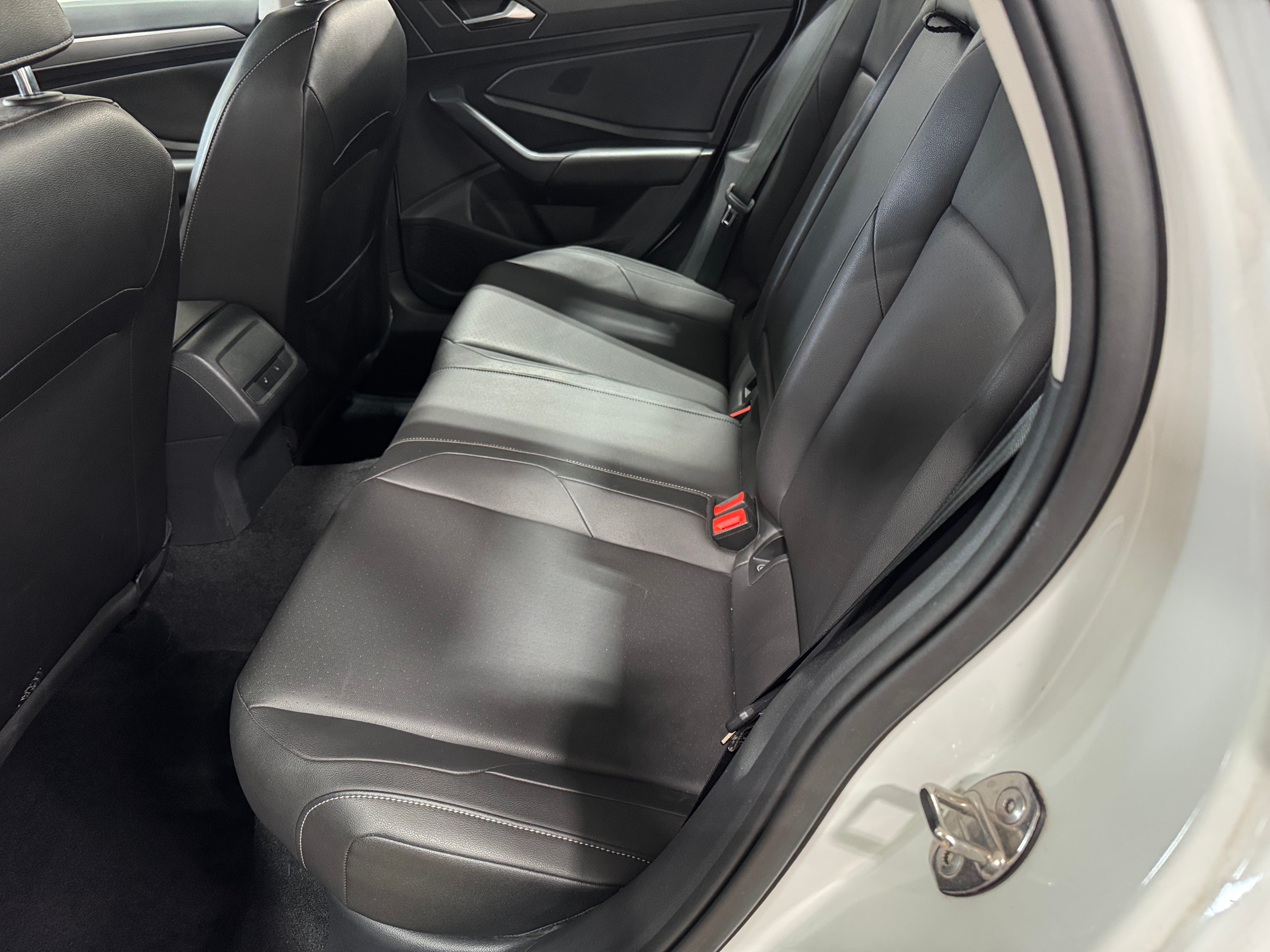 2020 Volkswagen Jetta SE 5