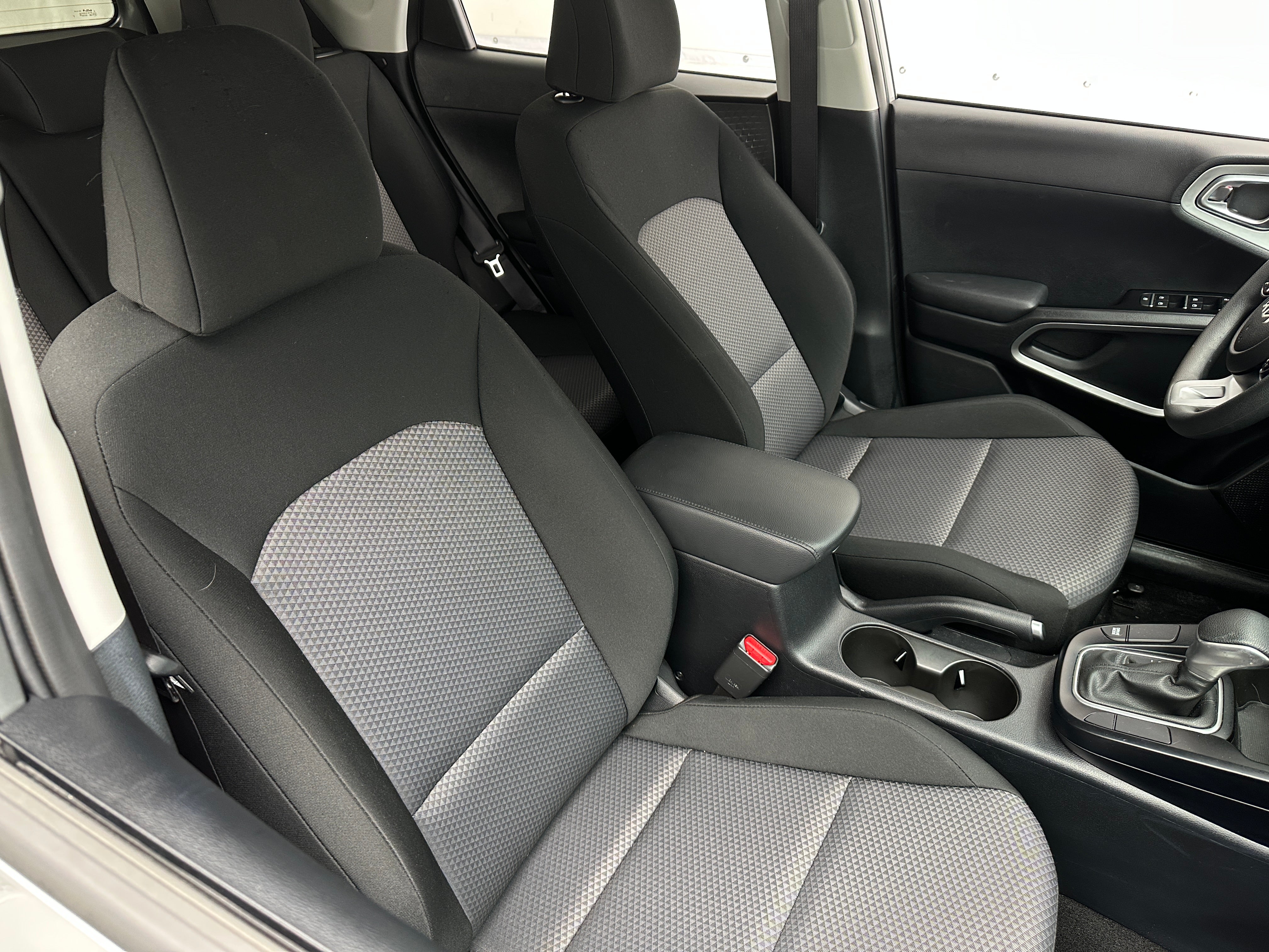 2024 Kia Soul LX 2