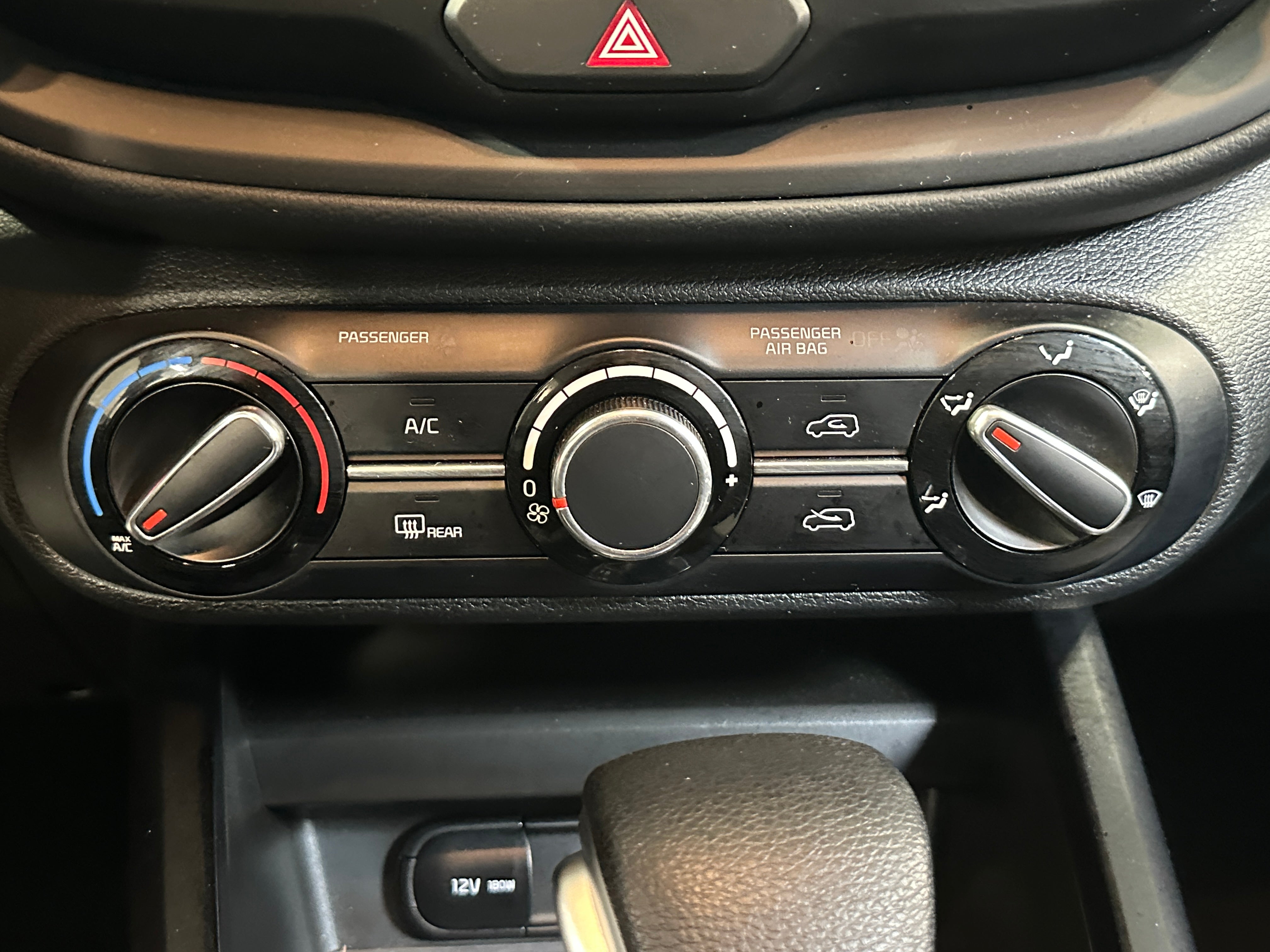 2024 Kia Soul LX 4