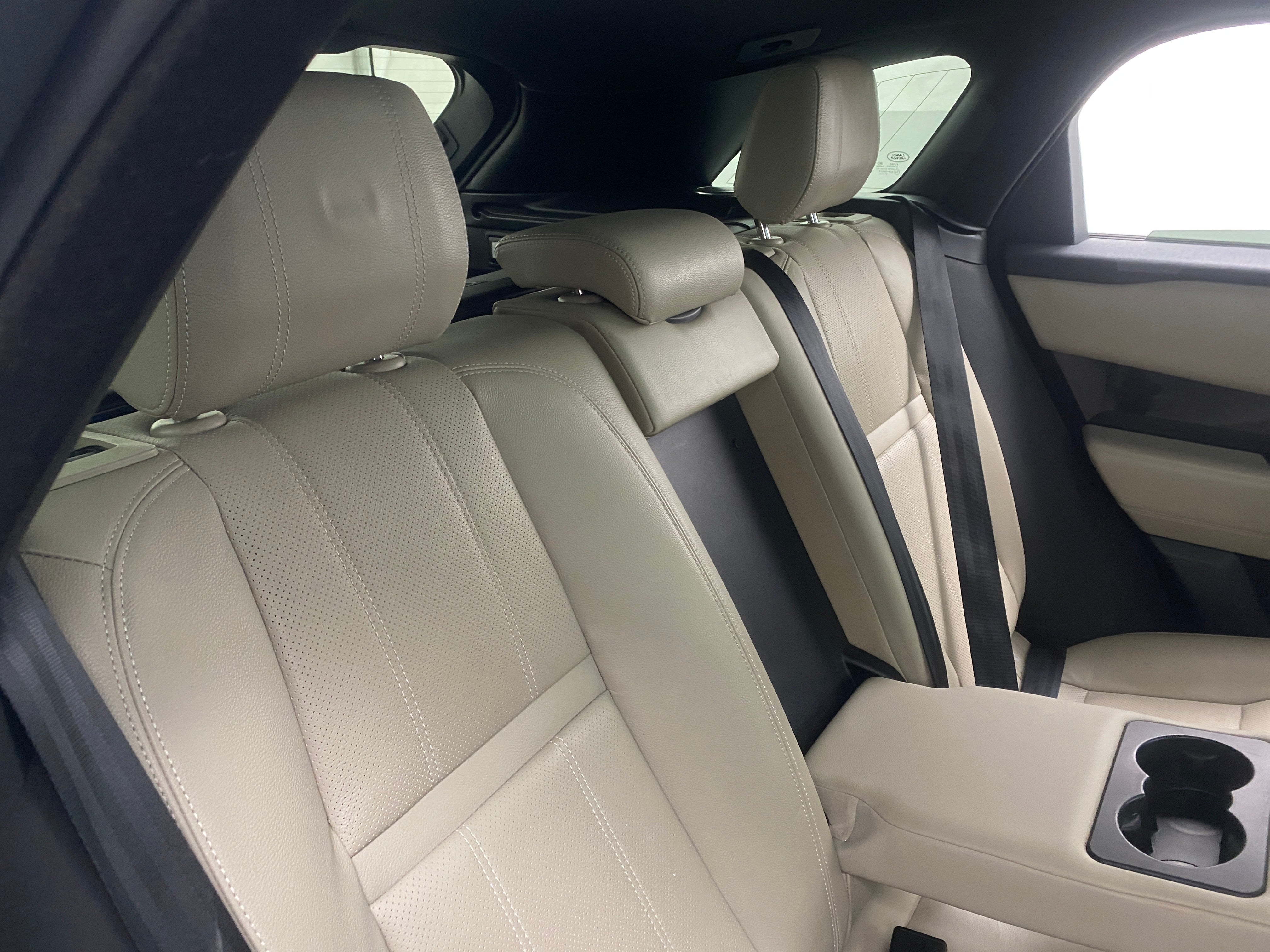 2018 Land Rover Range Rover Velar R-Dynamic SE 6